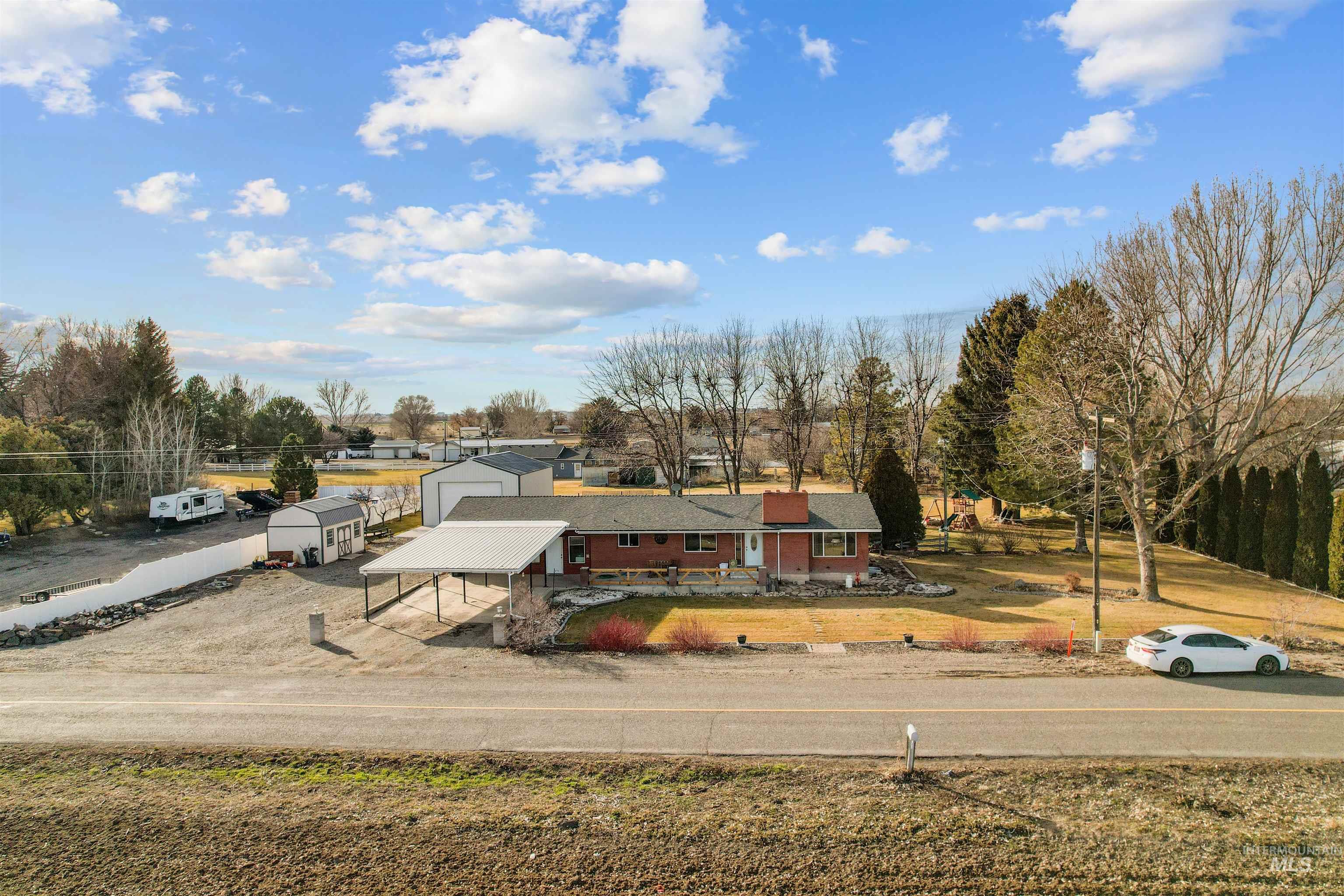 91 S 850 W, Paul, Idaho 83347, 5 Bedrooms, 2.5 Bathrooms, Residential For Sale, Price $500,000,MLS 98974178