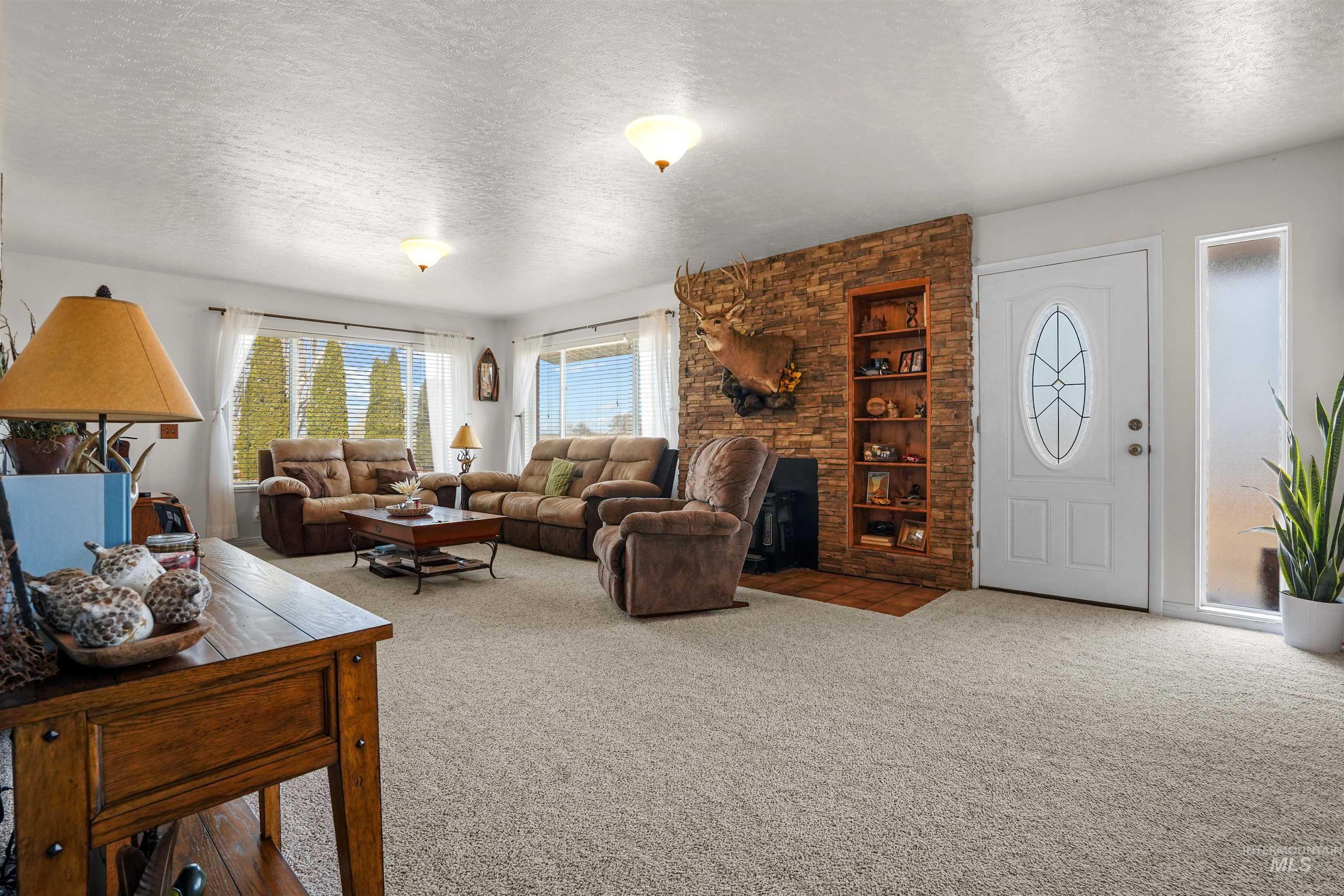 91 S 850 W, Paul, Idaho 83347, 5 Bedrooms, 2.5 Bathrooms, Residential For Sale, Price $500,000,MLS 98974178