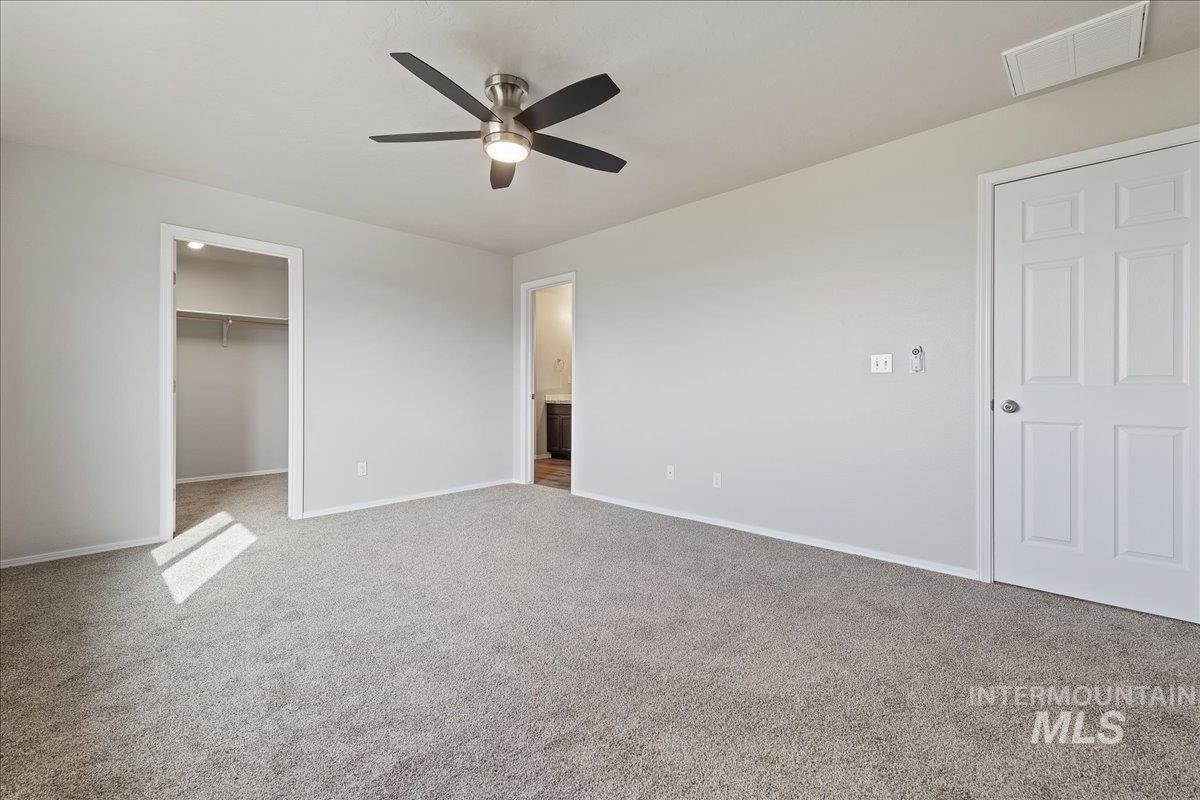 3053 N Saratov Way, Kuna, Idaho 83634-4856, 4 Bedrooms, 2.5 Bathrooms, Residential For Sale, Price $419,990,MLS 98974179