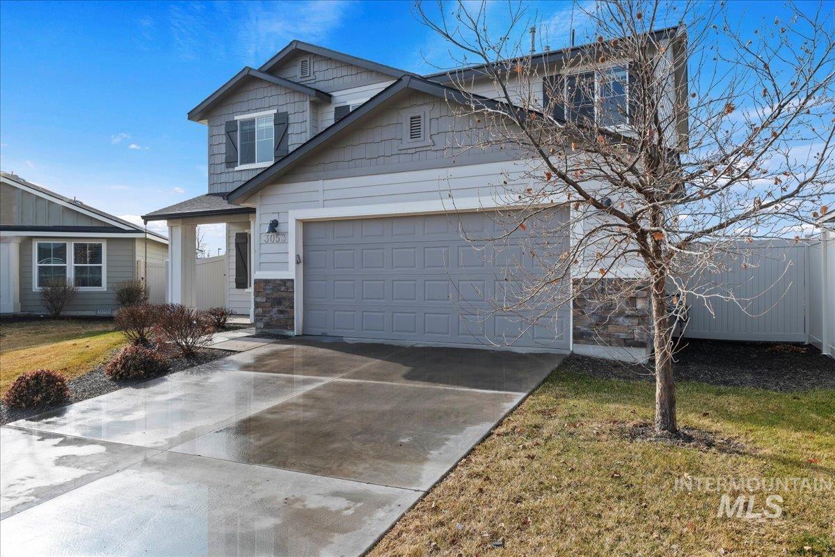 3053 N Saratov Way, Kuna, Idaho 83634-4856, 4 Bedrooms, 2.5 Bathrooms, Residential For Sale, Price $419,990,MLS 98974179