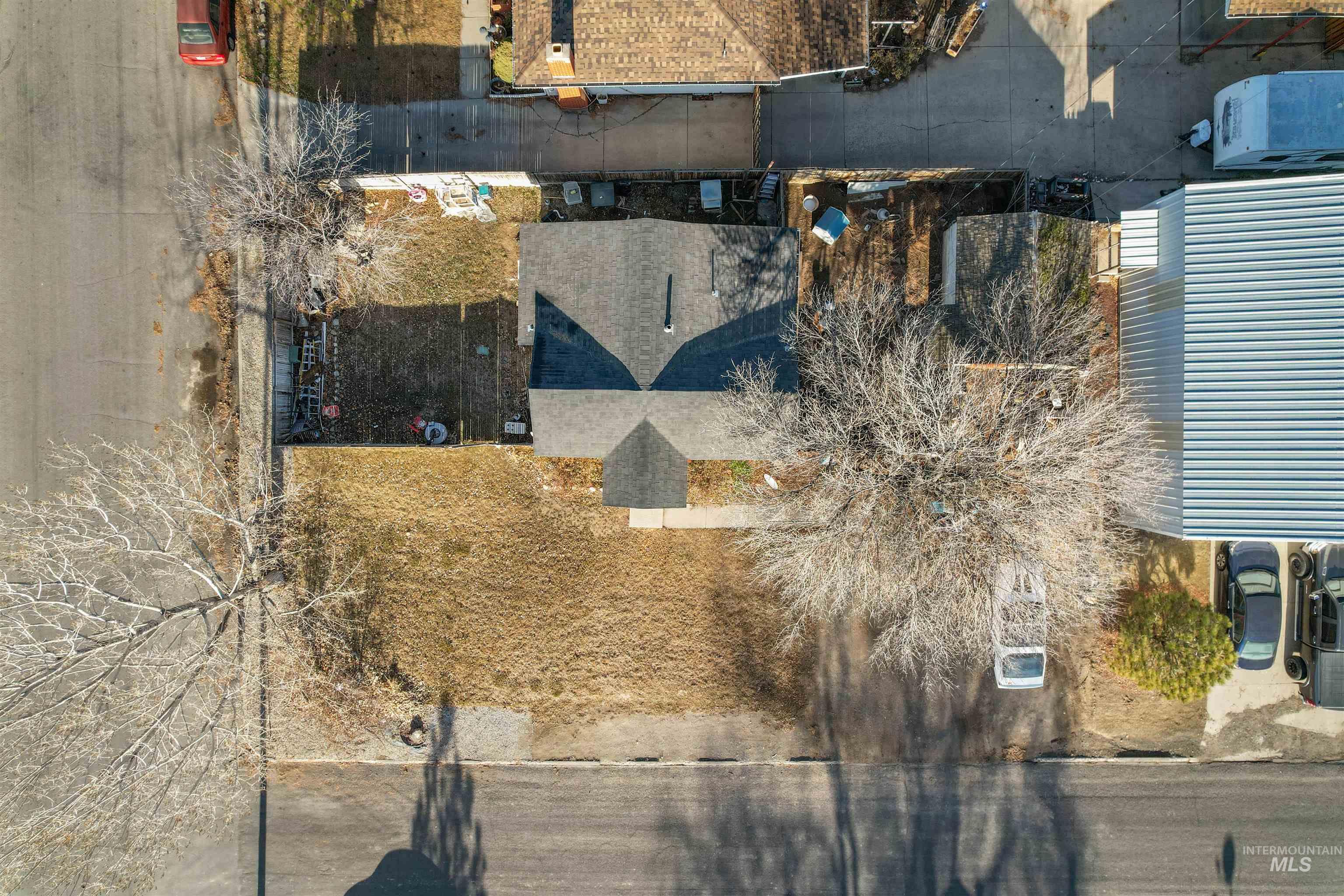 300 14th Ave N, Buhl, Idaho 83316, 1 Bedroom, 1 Bathroom, Residential For Sale, Price $180,000,MLS 98974180