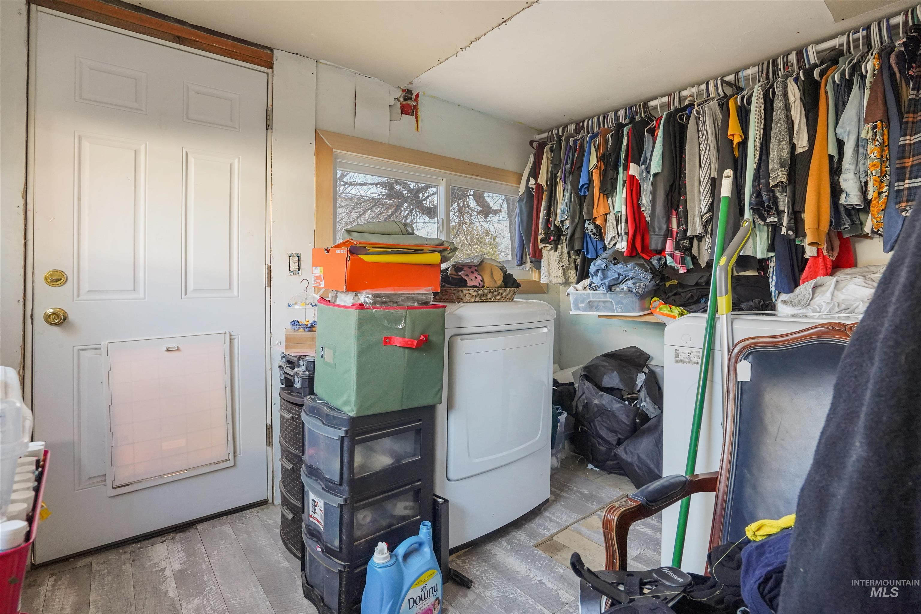 300 14th Ave N, Buhl, Idaho 83316, 1 Bedroom, 1 Bathroom, Residential For Sale, Price $180,000,MLS 98974180