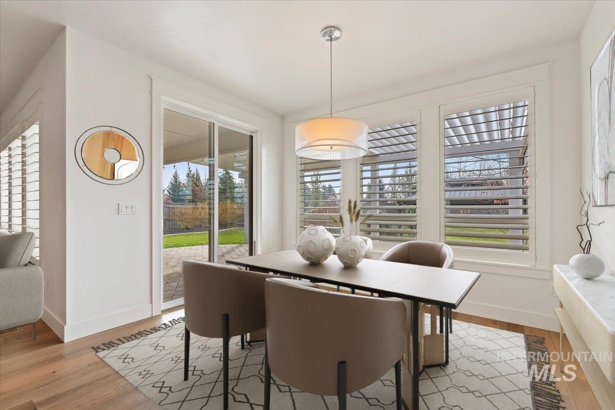 1695 N Black Forest Way, Eagle, Idaho 83616, 4 Bedrooms, 3.5 Bathrooms, Residential For Sale, Price $1,050,000,MLS 98974181