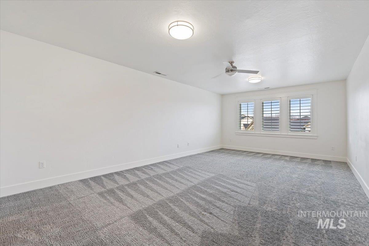 1695 N Black Forest Way, Eagle, Idaho 83616, 4 Bedrooms, 3.5 Bathrooms, Residential For Sale, Price $1,050,000,MLS 98974181