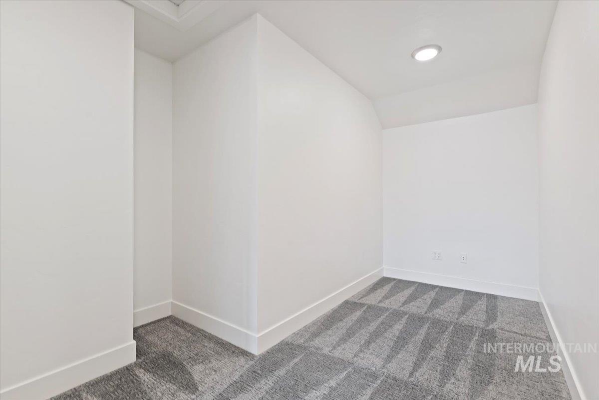 1695 N Black Forest Way, Eagle, Idaho 83616, 4 Bedrooms, 3.5 Bathrooms, Residential For Sale, Price $1,050,000,MLS 98974181