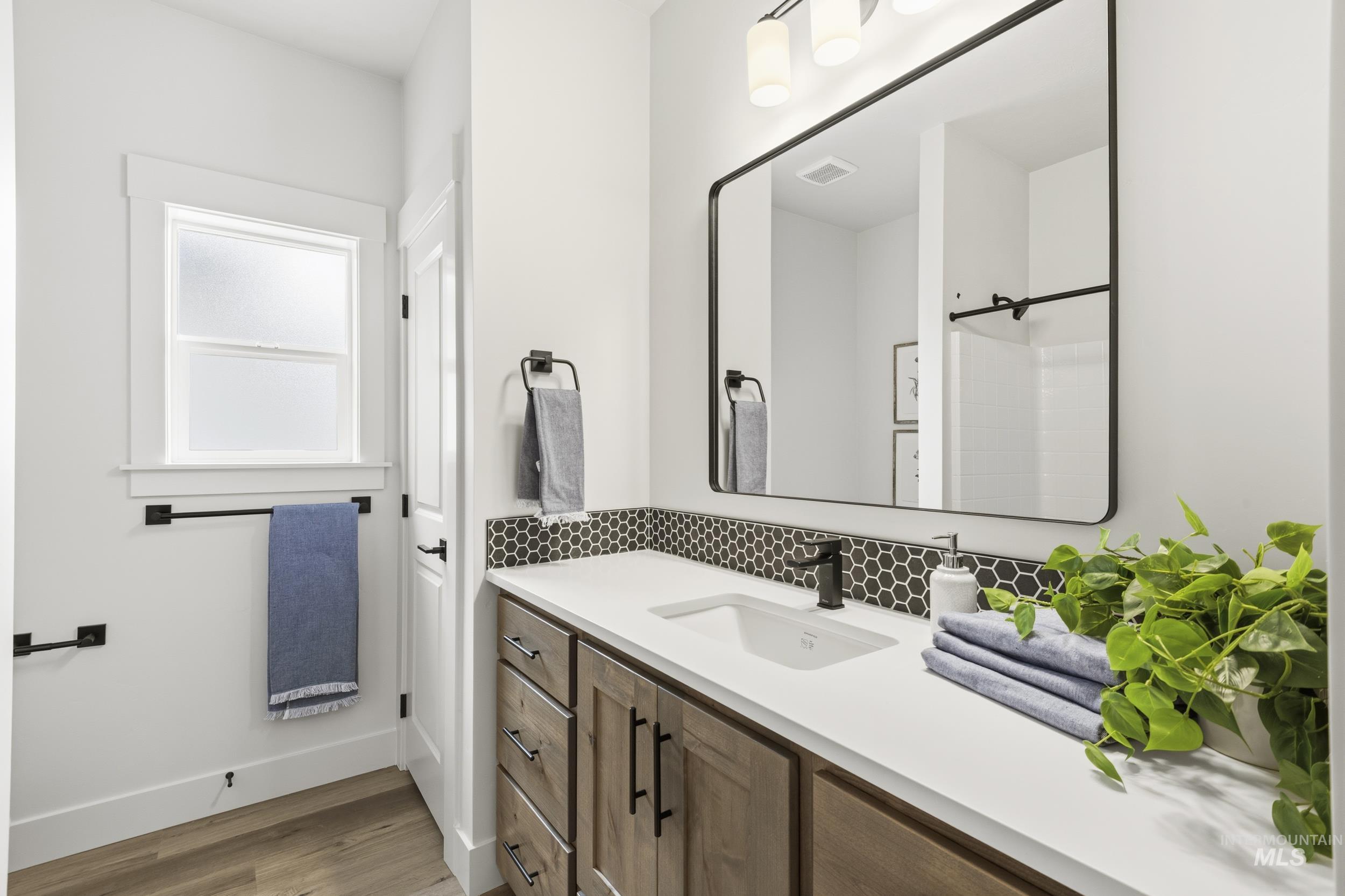 1988 W. Bittern St., Nampa, Idaho 83686, 3 Bedrooms, 2 Bathrooms, Residential For Sale, Price $549,900,MLS 98974183