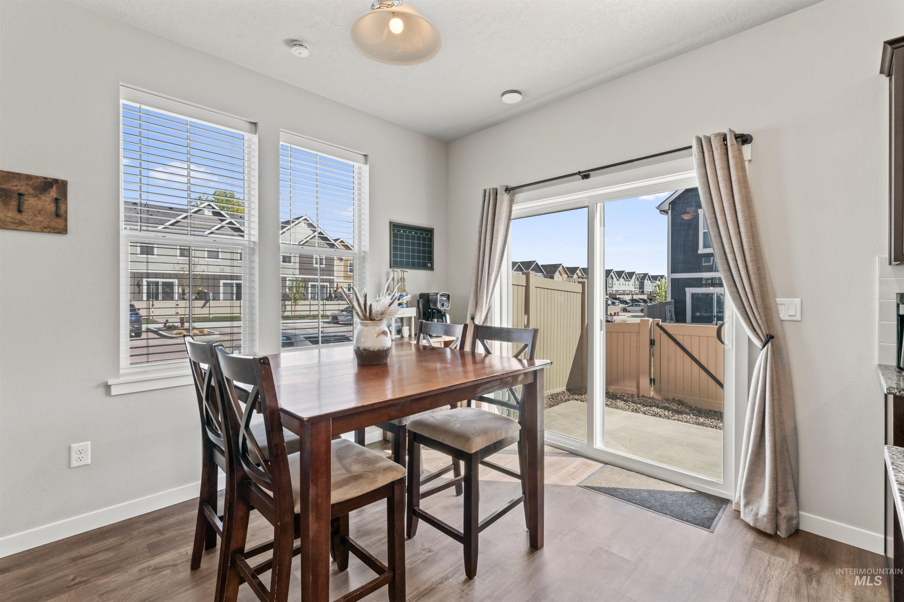 10711 W W Brownstone Ln, Boise, Idaho 83709, 3 Bedrooms, 2.5 Bathrooms, Residential For Sale, Price $350,000,MLS 98974184