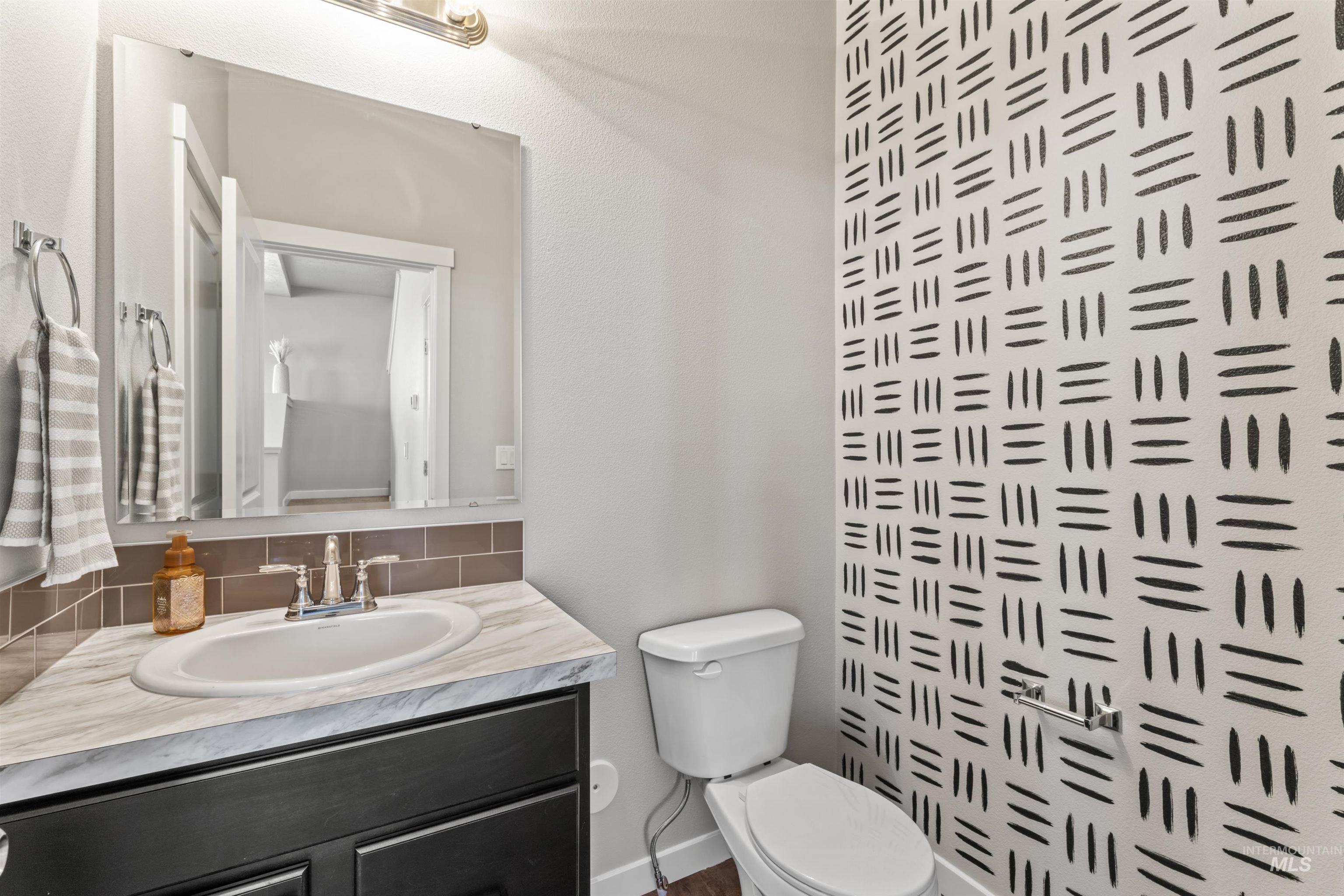 10711 W W Brownstone Ln, Boise, Idaho 83709, 3 Bedrooms, 2.5 Bathrooms, Residential For Sale, Price $350,000,MLS 98974184