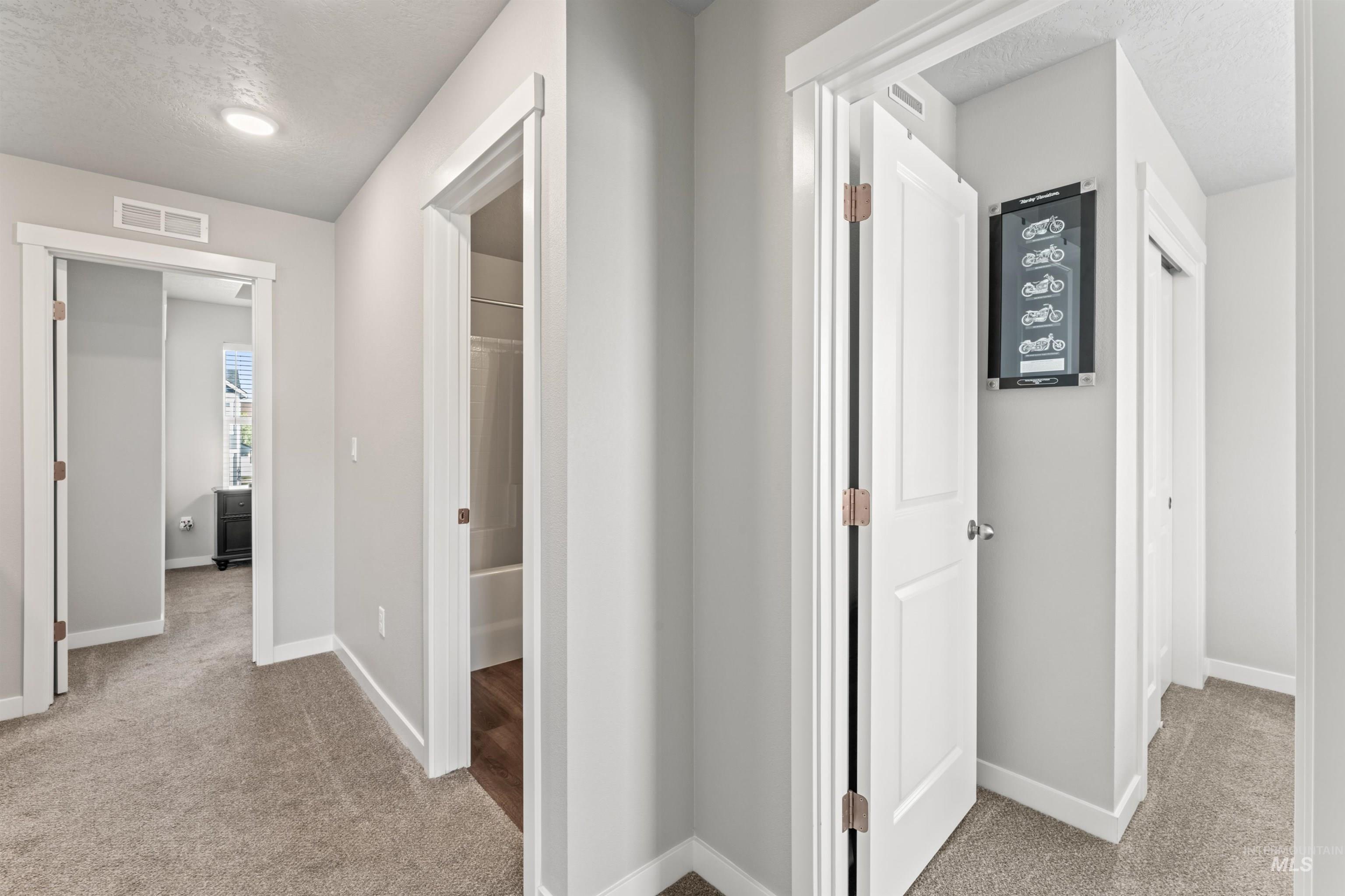 10711 W W Brownstone Ln, Boise, Idaho 83709, 3 Bedrooms, 2.5 Bathrooms, Residential For Sale, Price $350,000,MLS 98974184