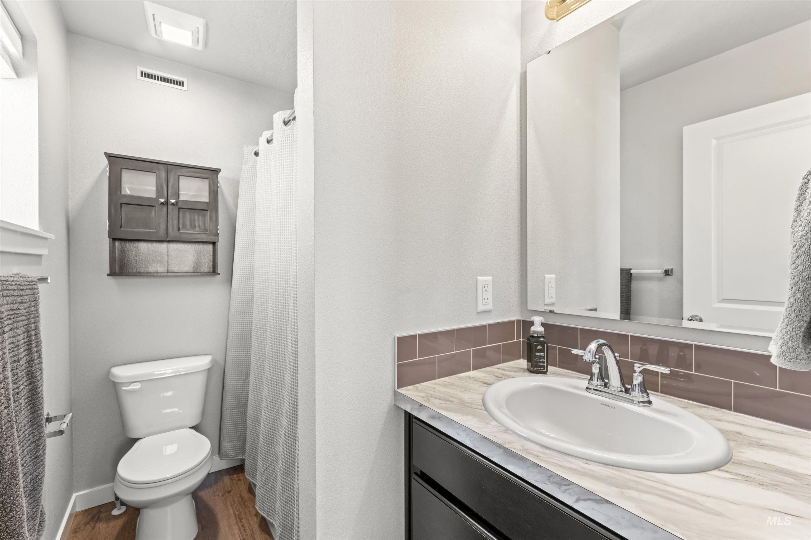 10711 W W Brownstone Ln, Boise, Idaho 83709, 3 Bedrooms, 2.5 Bathrooms, Residential For Sale, Price $350,000,MLS 98974184