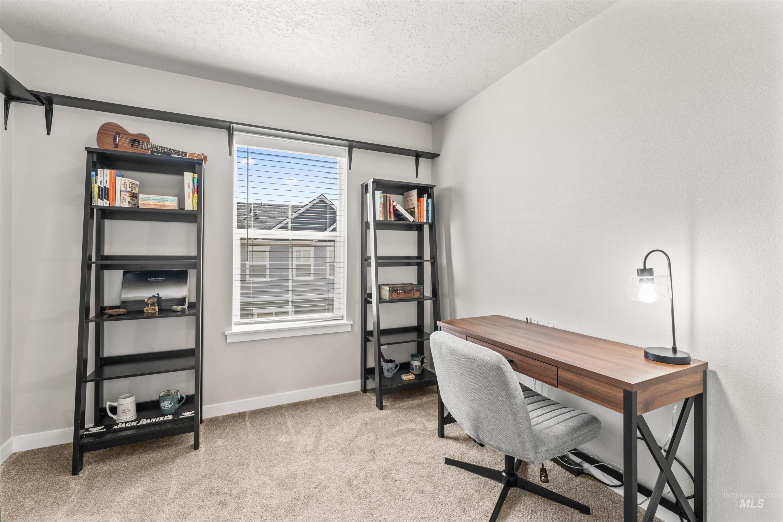 10711 W W Brownstone Ln, Boise, Idaho 83709, 3 Bedrooms, 2.5 Bathrooms, Residential For Sale, Price $350,000,MLS 98974184