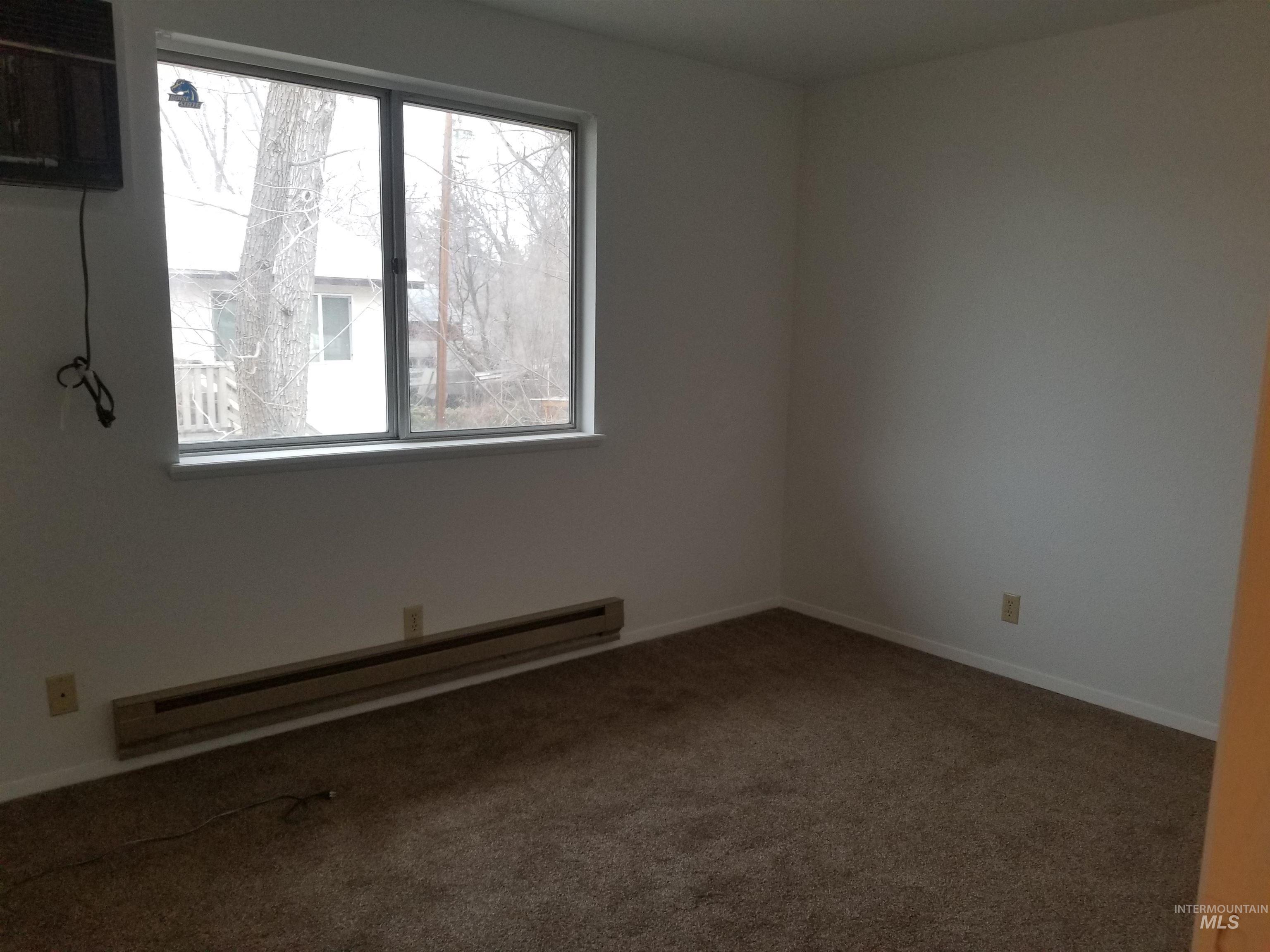 6738 W Westwood Ln, Boise, Idaho 83704, 2 Bedrooms, 1 Bathroom, Residential For Sale, Price $275,000,MLS 98974186