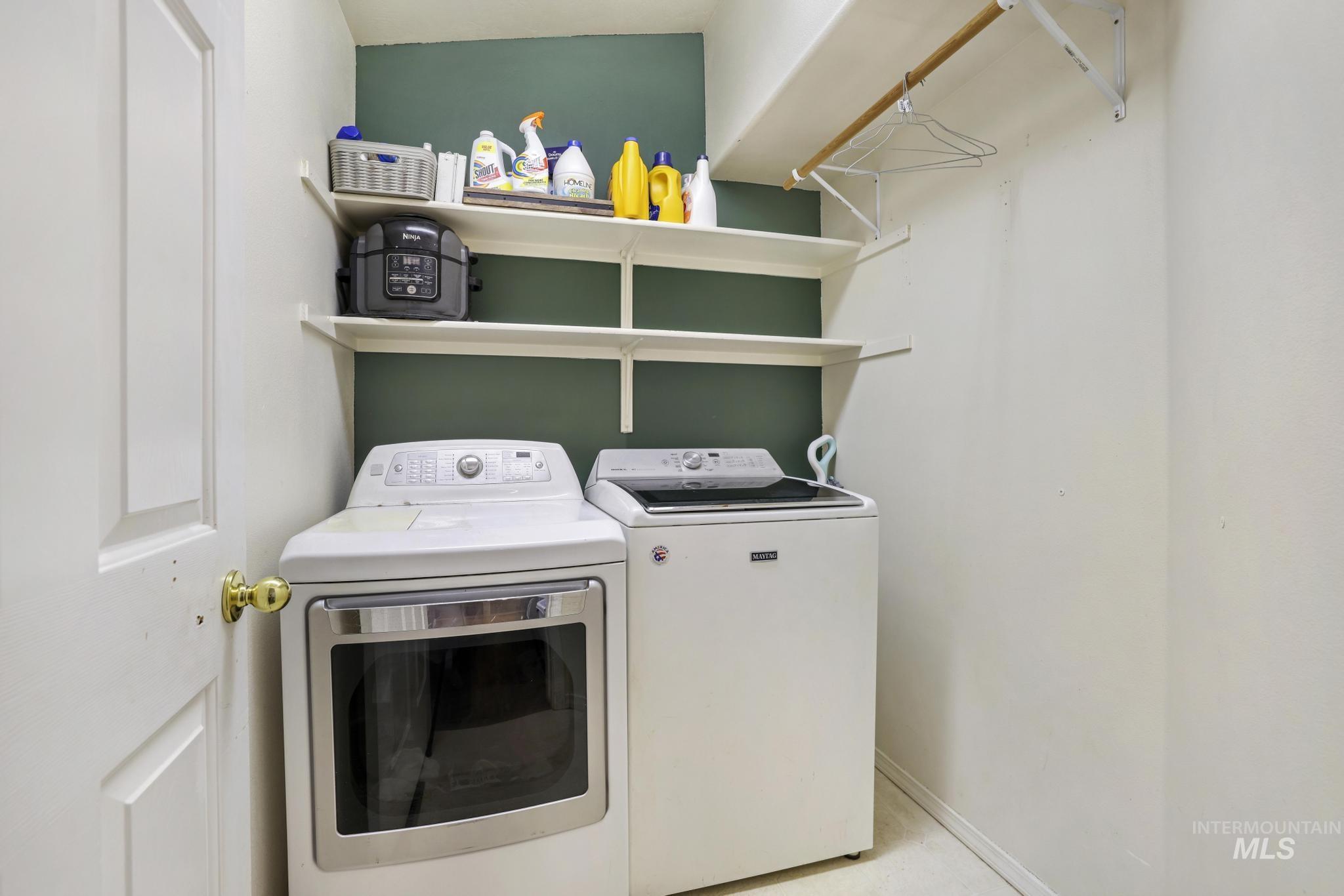 1308 Park Meadows Dr, Twin Falls, Idaho 83301-3279, 3 Bedrooms, 2 Bathrooms, Residential For Sale, Price $375,000,MLS 98974192