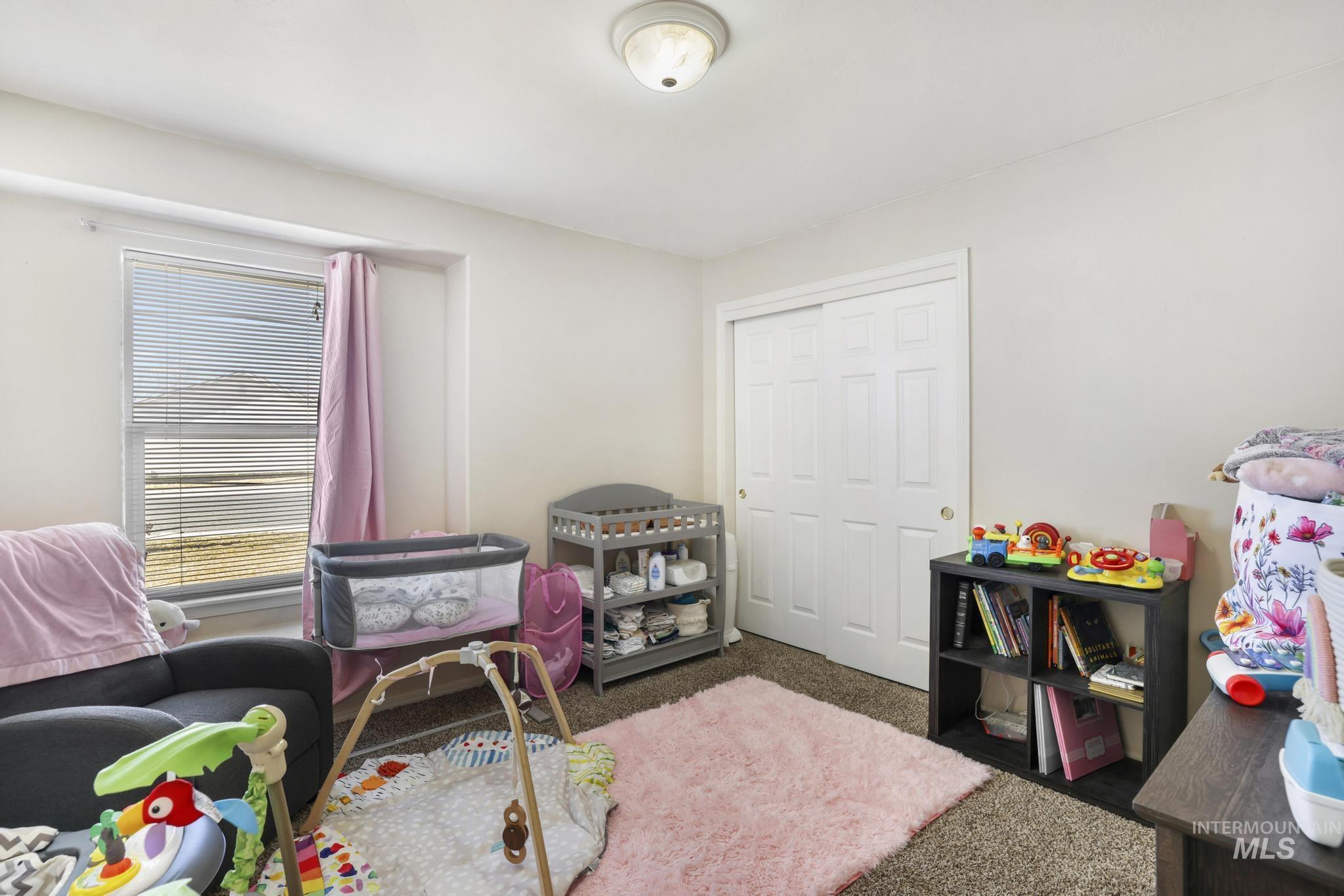 1308 Park Meadows Dr, Twin Falls, Idaho 83301-3279, 3 Bedrooms, 2 Bathrooms, Residential For Sale, Price $375,000,MLS 98974192