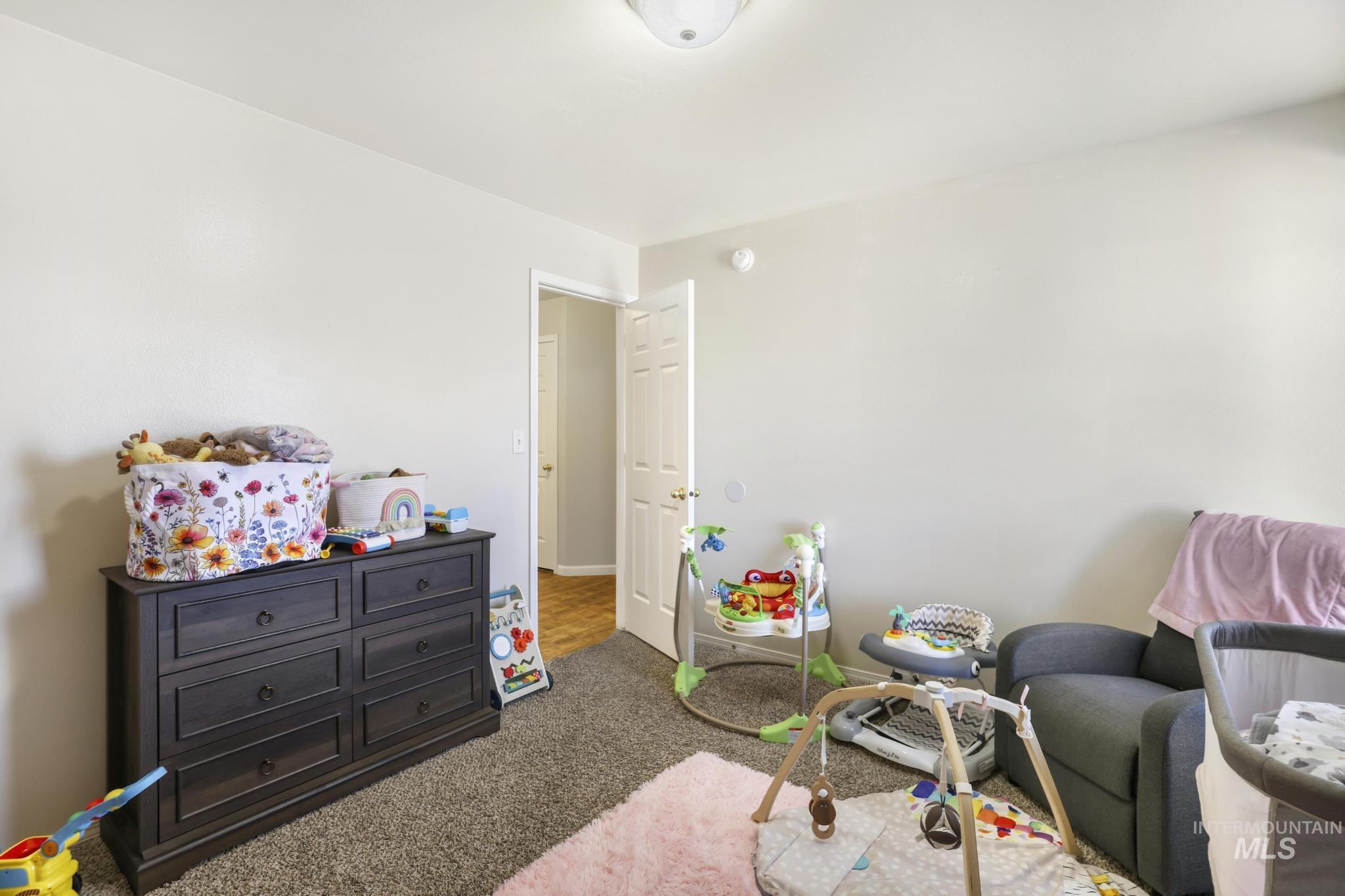 1308 Park Meadows Dr, Twin Falls, Idaho 83301-3279, 3 Bedrooms, 2 Bathrooms, Residential For Sale, Price $375,000,MLS 98974192