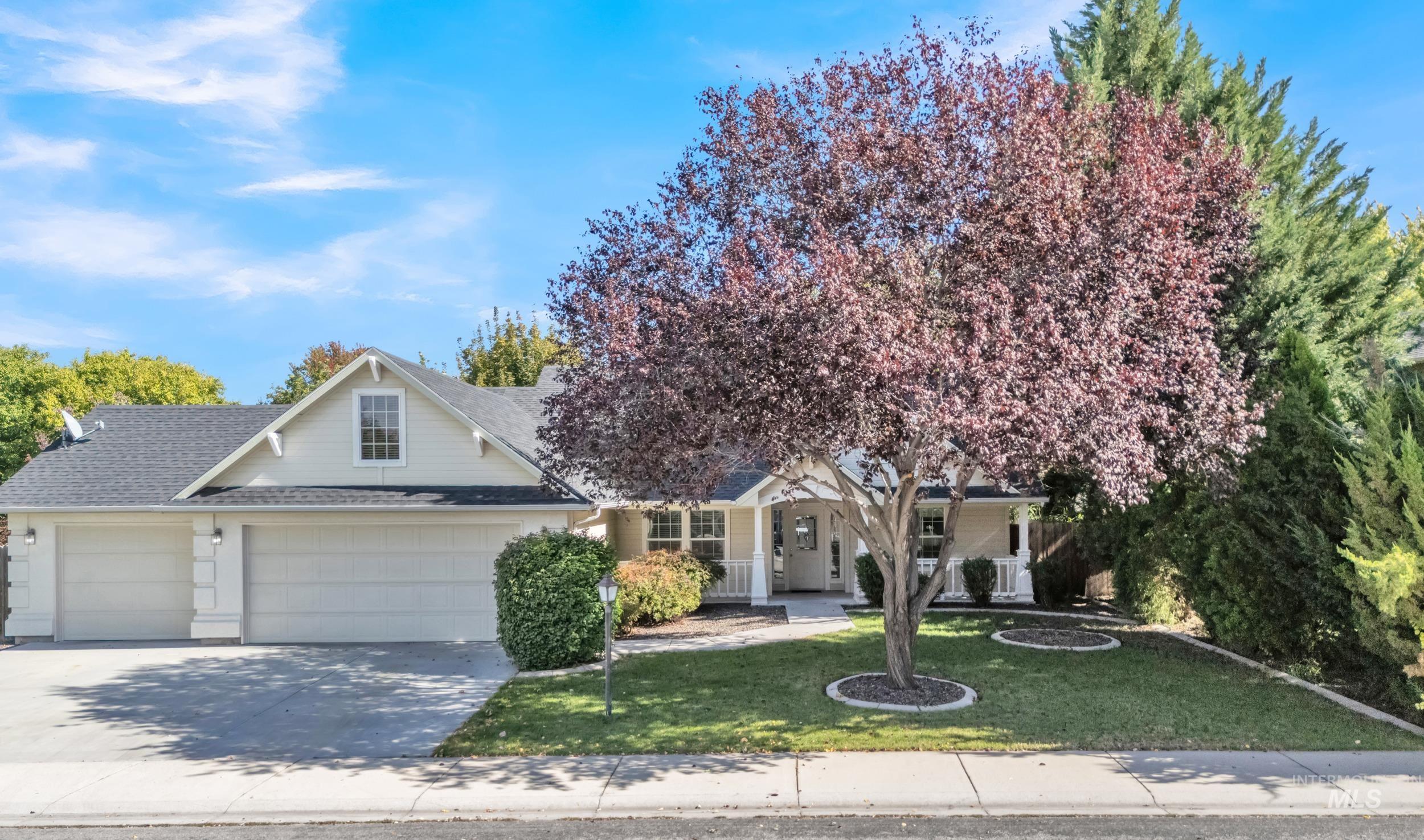 3886 N Price Way, Meridian, Idaho 83646, 3 Bedrooms, 2 Bathrooms, Residential For Sale, Price $515,000,MLS 98974193