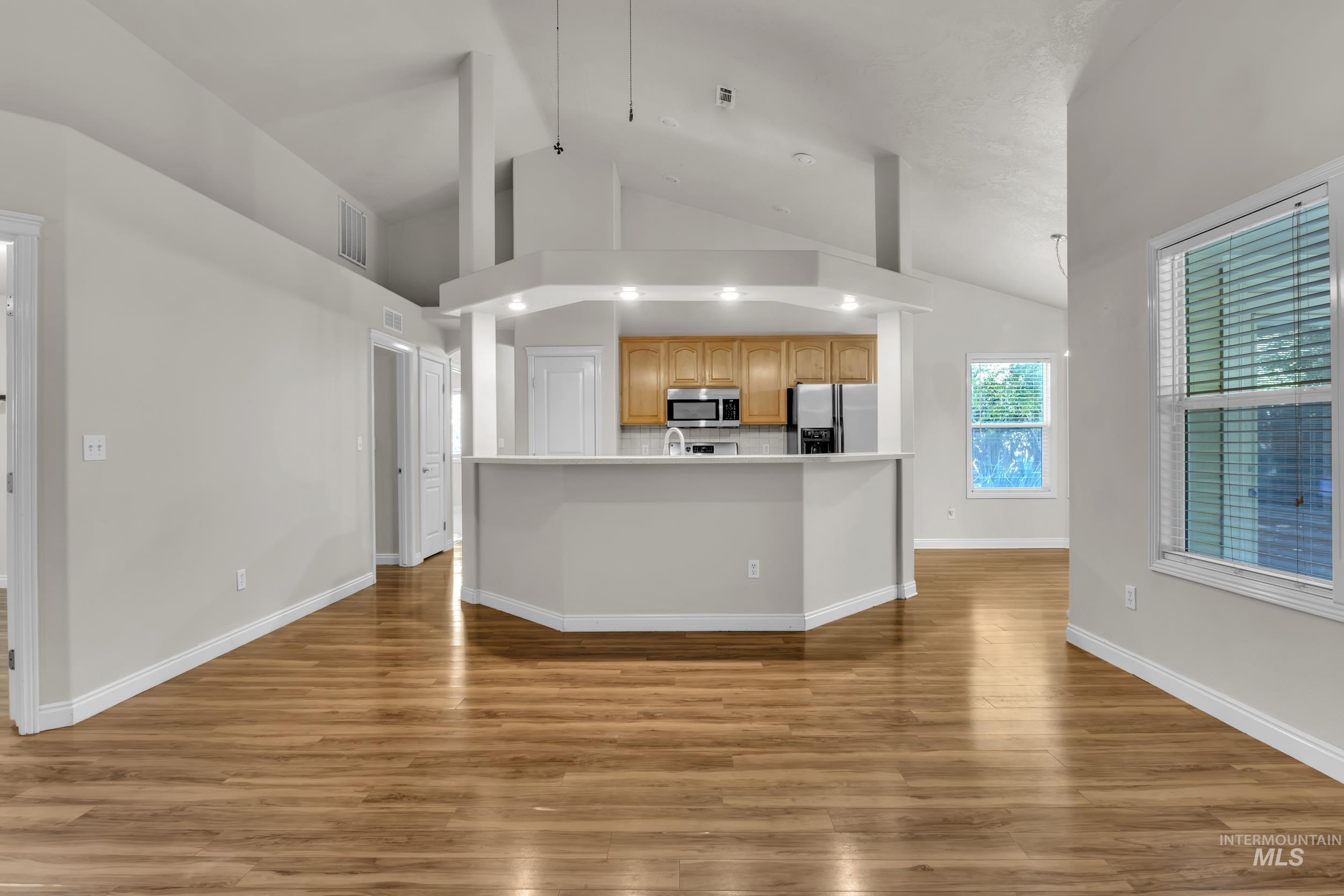 3886 N Price Way, Meridian, Idaho 83646, 3 Bedrooms, 2 Bathrooms, Residential For Sale, Price $515,000,MLS 98974193