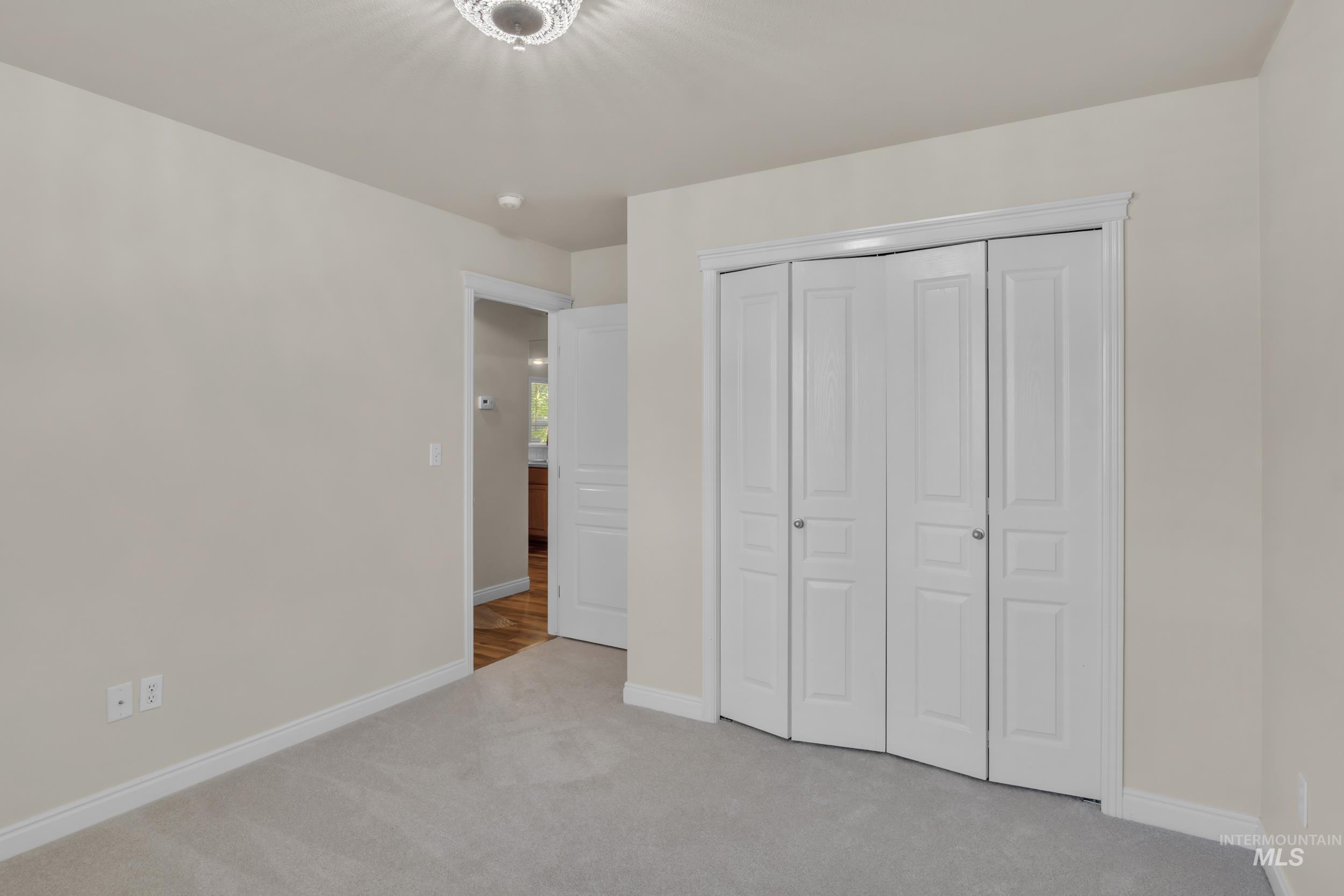 3886 N Price Way, Meridian, Idaho 83646, 3 Bedrooms, 2 Bathrooms, Residential For Sale, Price $515,000,MLS 98974193