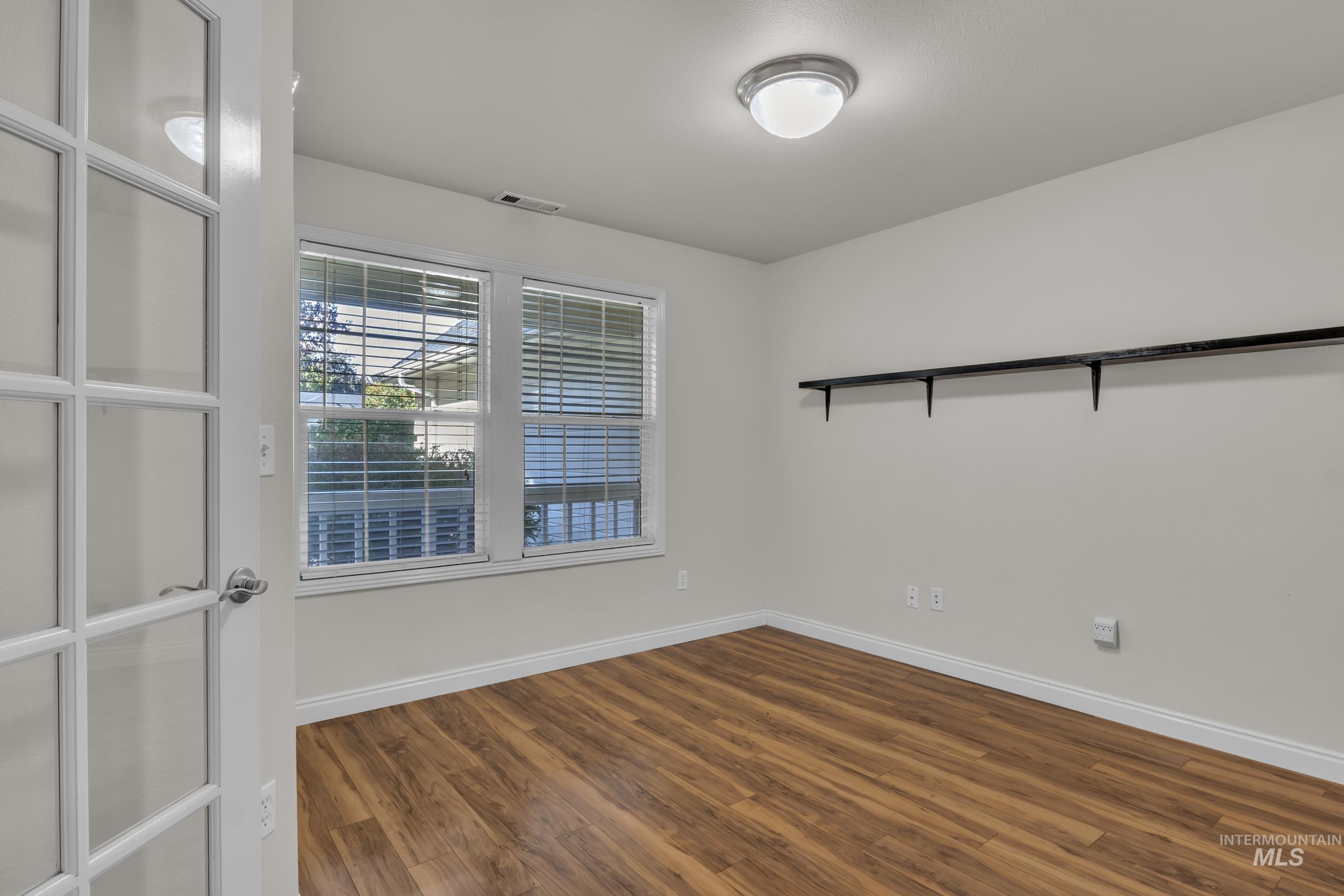 3886 N Price Way, Meridian, Idaho 83646, 3 Bedrooms, 2 Bathrooms, Residential For Sale, Price $515,000,MLS 98974193