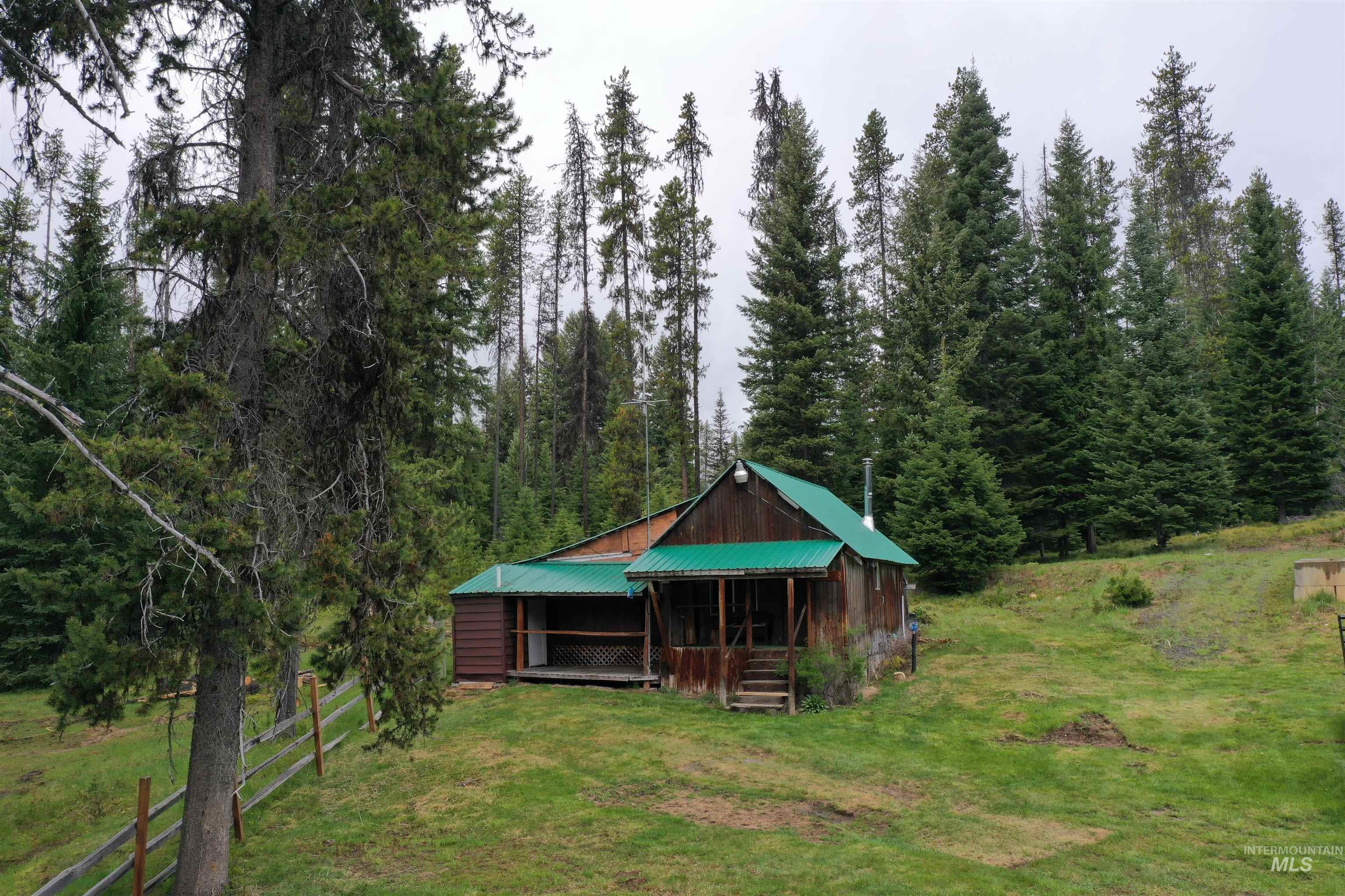 1400 Sweeney Hill Dr, Elk City, Idaho 83525, 3 Bedrooms, 1 Bathroom, Residential For Sale, Price $475,000,MLS 98974195