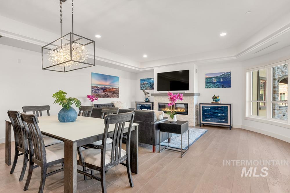 2967 W Crescent Rim Dr, Boise, Idaho 83706, 2 Bedrooms, 2 Bathrooms, Residential For Sale, Price $888,000, 98974196