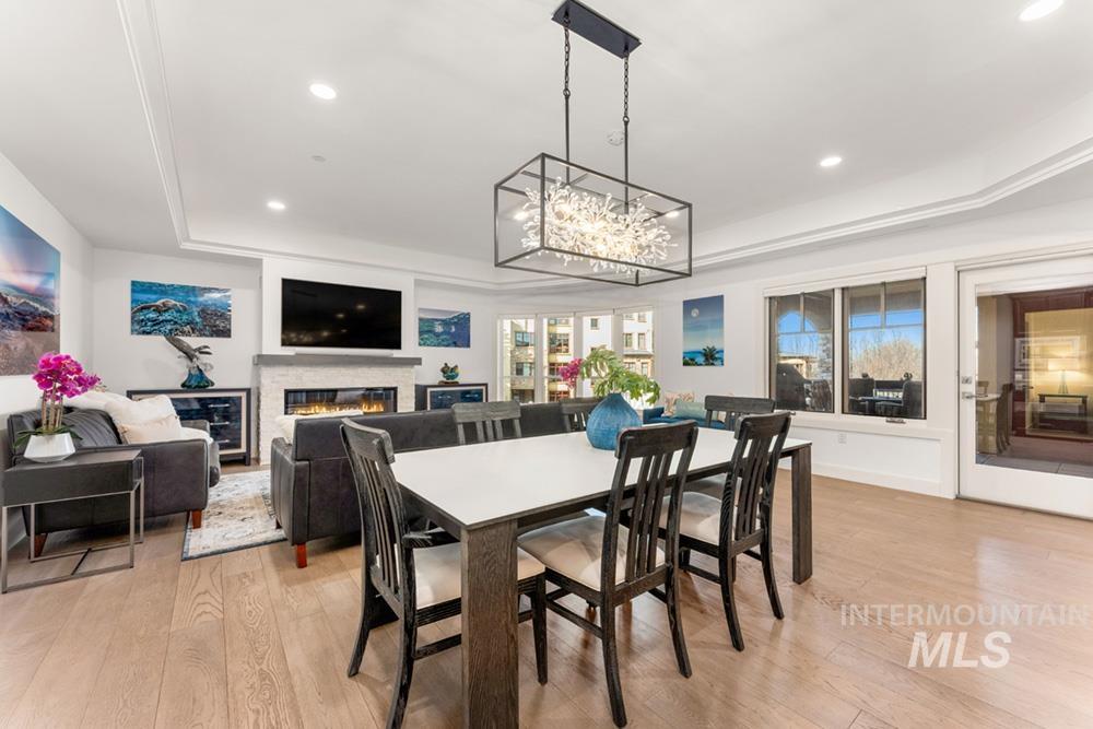 2967 W Crescent Rim Dr, Boise, Idaho 83706, 2 Bedrooms, 2 Bathrooms, Residential For Sale, Price $888,000,MLS 98974196