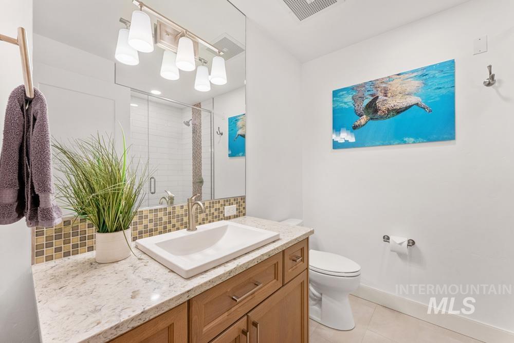 2967 W Crescent Rim Dr, Boise, Idaho 83706, 2 Bedrooms, 2 Bathrooms, Residential For Sale, Price $888,000,MLS 98974196