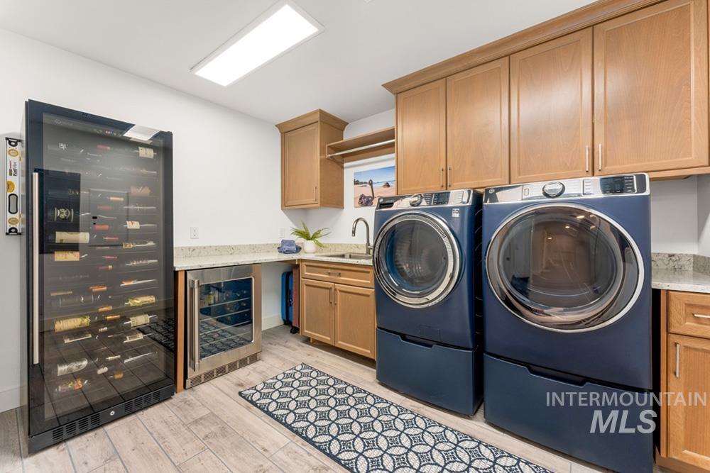 2967 W Crescent Rim Dr, Boise, Idaho 83706, 2 Bedrooms, 2 Bathrooms, Residential For Sale, Price $888,000,MLS 98974196