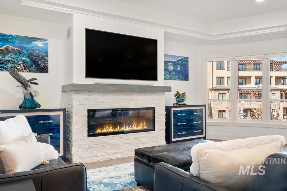 2967 W Crescent Rim Dr, Boise, Idaho 83706, 2 Bedrooms, 2 Bathrooms, Residential For Sale, Price $888,000, 98974196