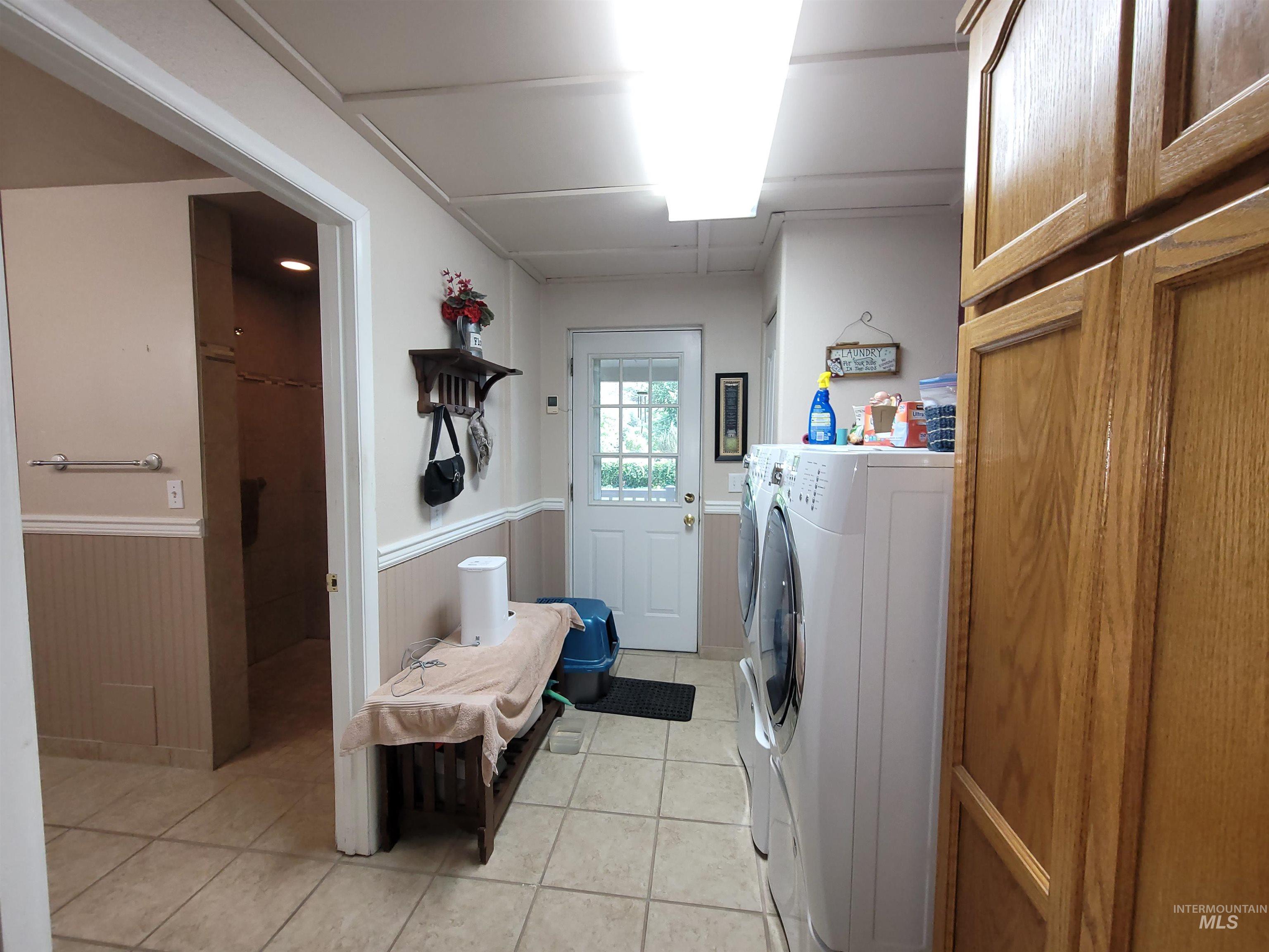 27406 Gem Lane, Juliaetta, Idaho 83535, 3 Bedrooms, 2 Bathrooms, Residential For Sale, Price $550,000,MLS 98974197