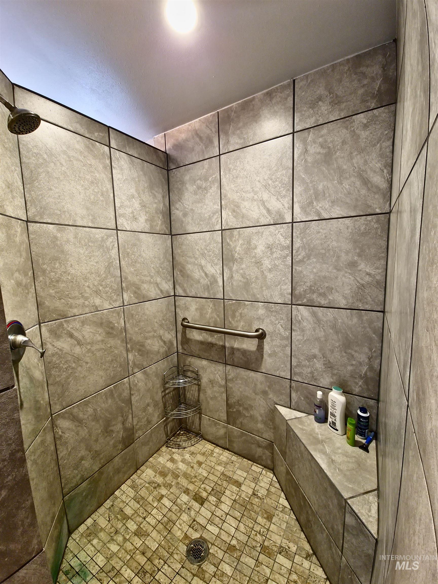 27406 Gem Lane, Juliaetta, Idaho 83535, 3 Bedrooms, 2 Bathrooms, Residential For Sale, Price $550,000,MLS 98974197