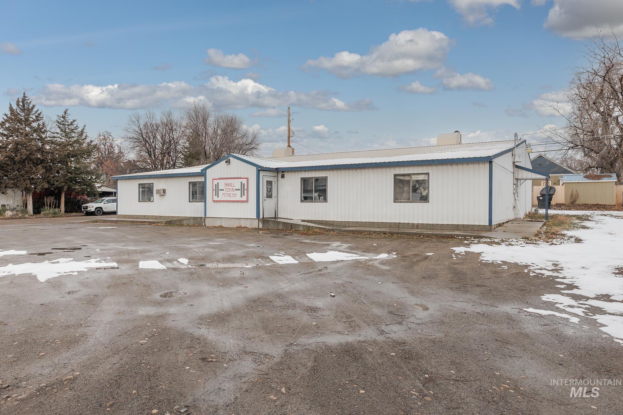 340 W Commercial, Weiser, Idaho 83672, Business/Commercial For Sale, Price $339,000,MLS 98974198