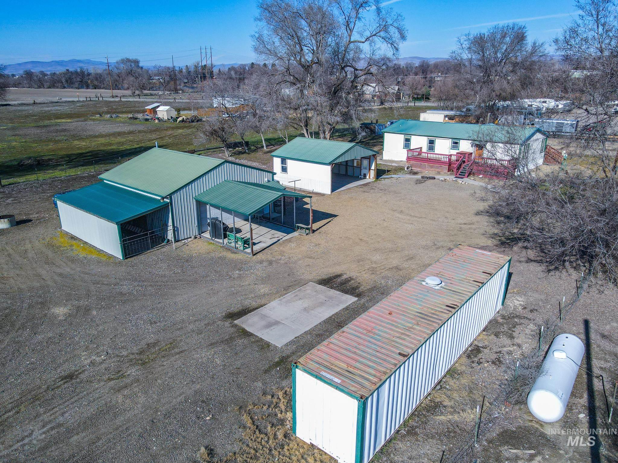 5589 Spur 95 HWY, Ontario, Oregon 97914-0000, 4 Bedrooms, 2 Bathrooms, Residential For Sale, Price $429,999, 98974202