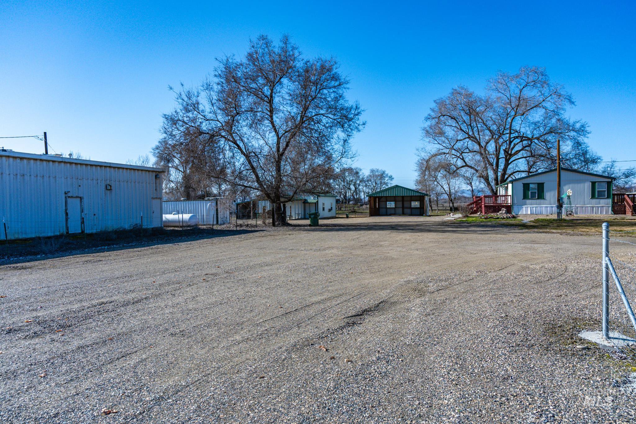 5589 Spur 95 HWY, Ontario, Oregon 97914-0000, 4 Bedrooms, 2 Bathrooms, Residential For Sale, Price $429,999, 98974202