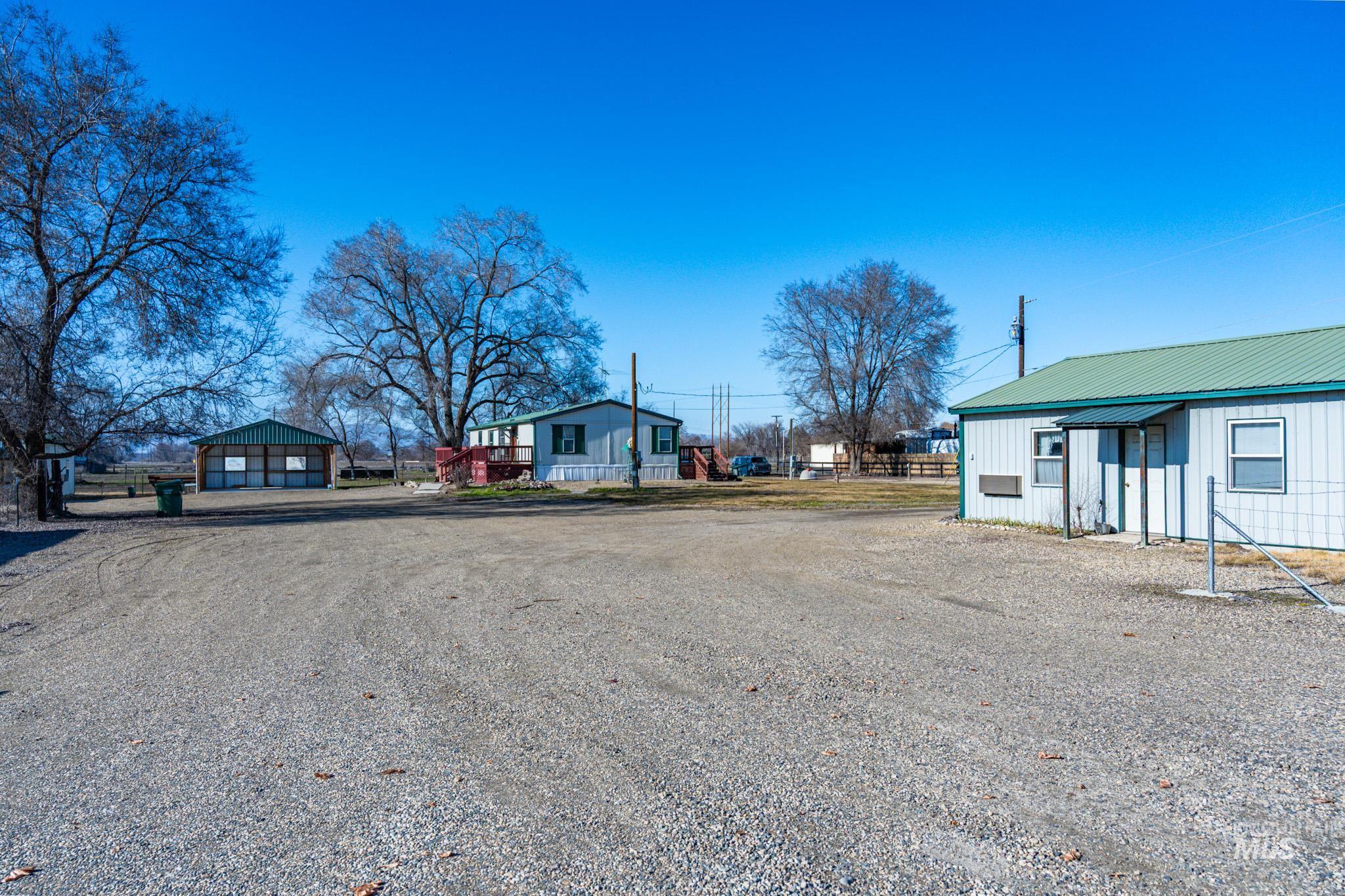 5589 Spur 95 HWY, Ontario, Oregon 97914-0000, 4 Bedrooms, 2 Bathrooms, Residential For Sale, Price $429,999, 98974202