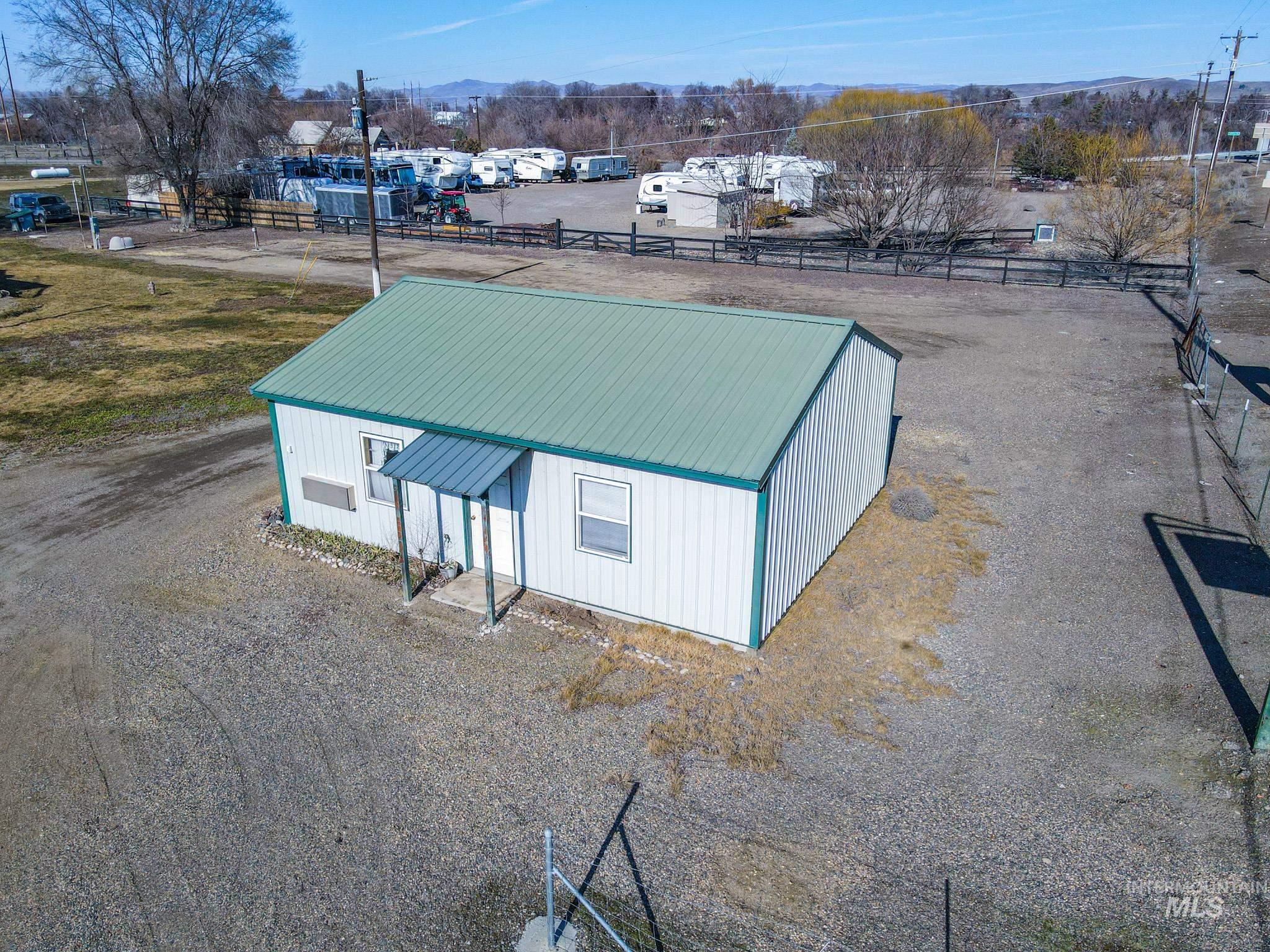 5589 Spur 95 HWY, Ontario, Oregon 97914-0000, 4 Bedrooms, 2 Bathrooms, Residential For Sale, Price $449,999,MLS 98974202