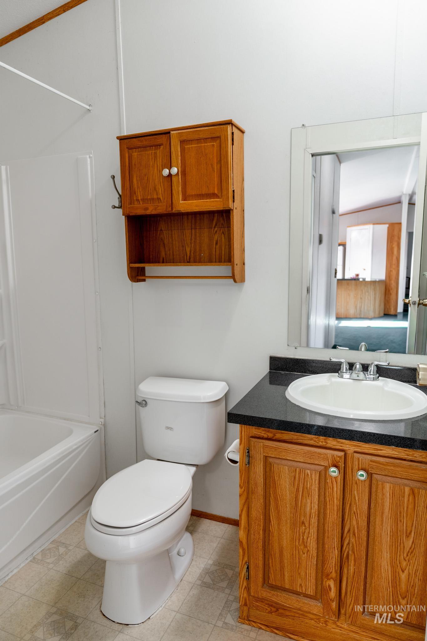 5589 Spur 95 HWY, Ontario, Oregon 97914-0000, 4 Bedrooms, 2 Bathrooms, Residential For Sale, Price $429,999, 98974202