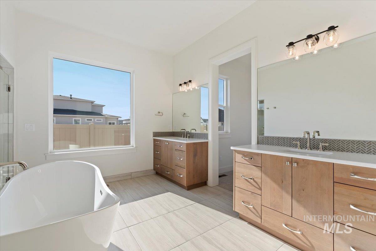 4595 N Arches Ave, Meridian, Idaho 83646, 3 Bedrooms, 2.5 Bathrooms, Residential For Sale, Price $874,900,MLS 98974203