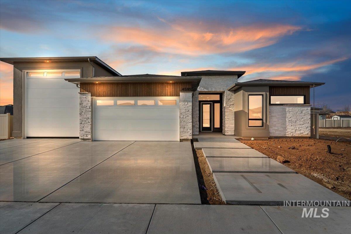 4595 N Arches Ave, Meridian, Idaho 83646, 3 Bedrooms, 2.5 Bathrooms, Residential For Sale, Price $874,900,MLS 98974203