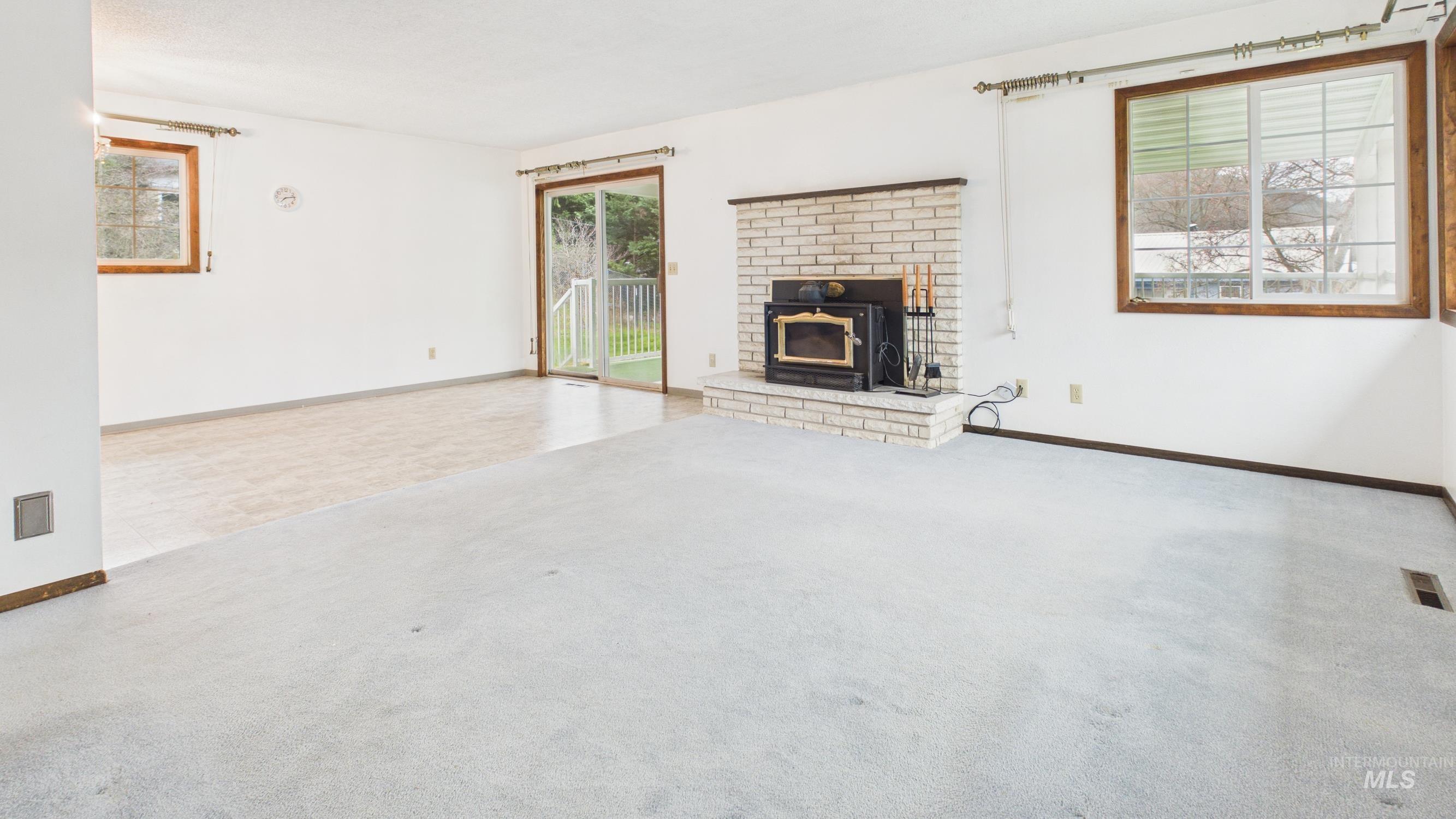 12686 Laqa Ave, Orofino, Idaho 83544, 5 Bedrooms, 2 Bathrooms, Residential For Sale, Price $385,000,MLS 98974208