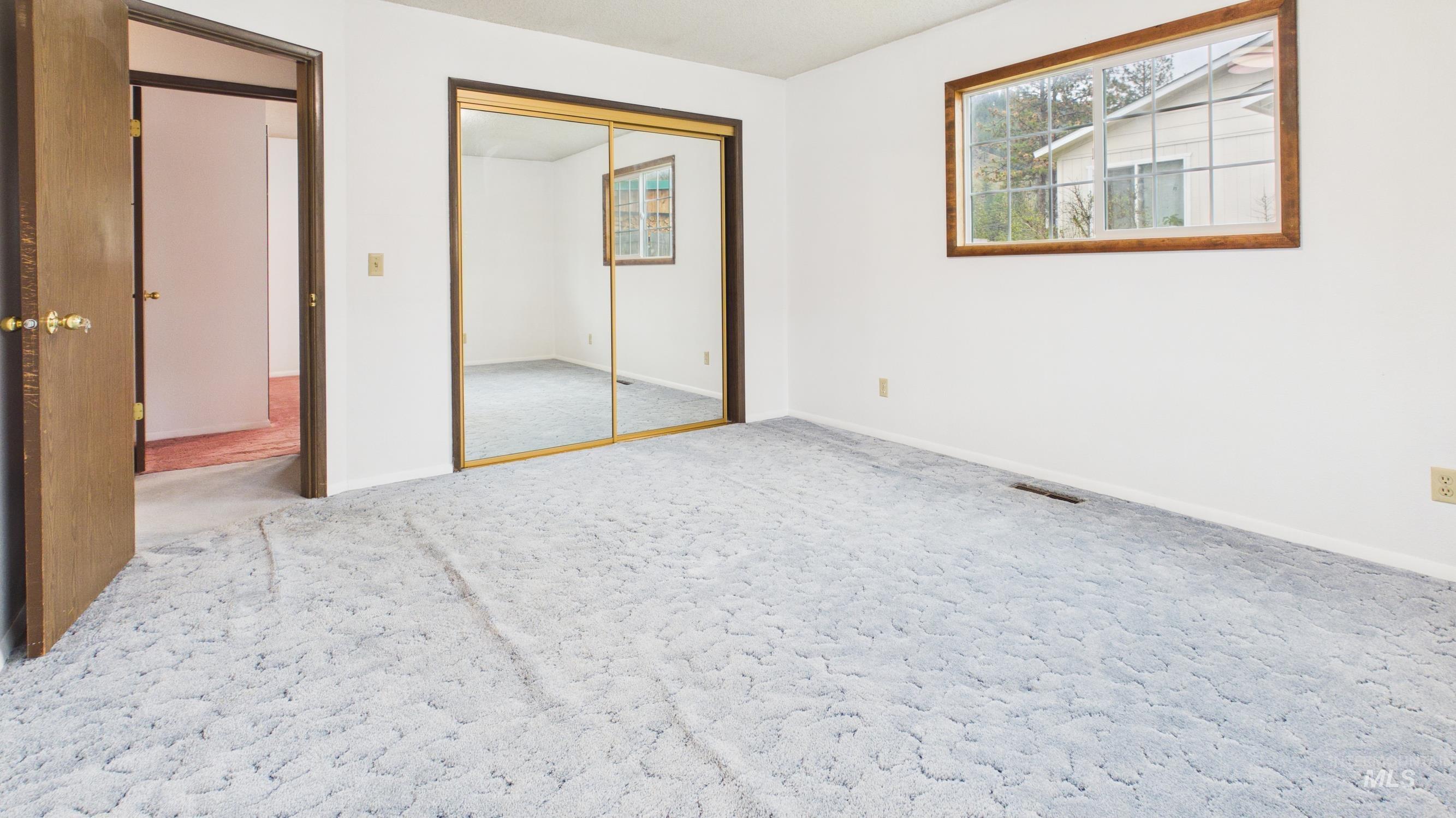 12686 Laqa Ave, Orofino, Idaho 83544, 5 Bedrooms, 2 Bathrooms, Residential For Sale, Price $385,000,MLS 98974208