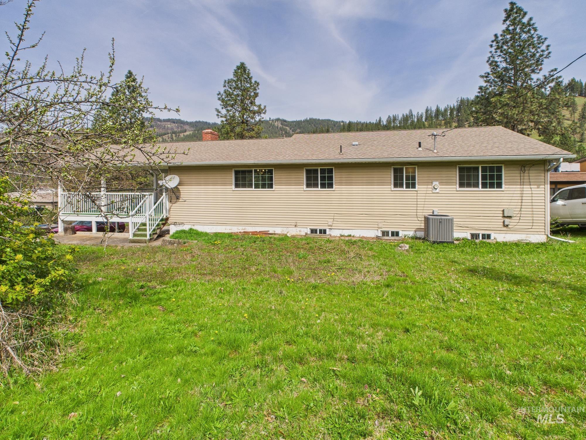 12686 Laqa Ave, Orofino, Idaho 83544, 5 Bedrooms, 2 Bathrooms, Residential For Sale, Price $395,000,MLS 98974208