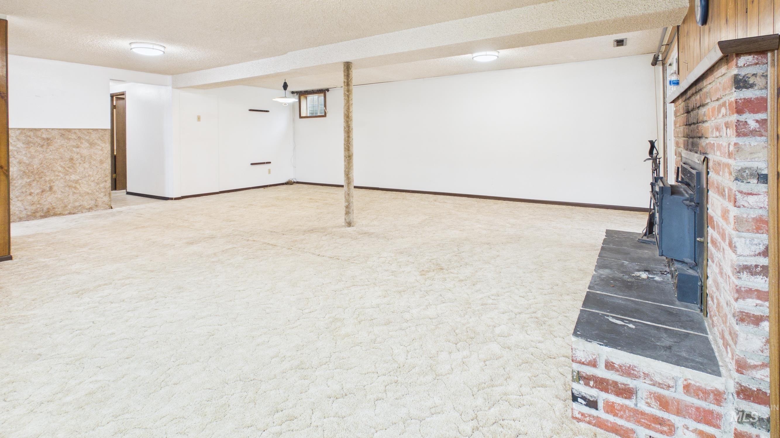 12686 Laqa Ave, Orofino, Idaho 83544, 5 Bedrooms, 2 Bathrooms, Residential For Sale, Price $385,000,MLS 98974208