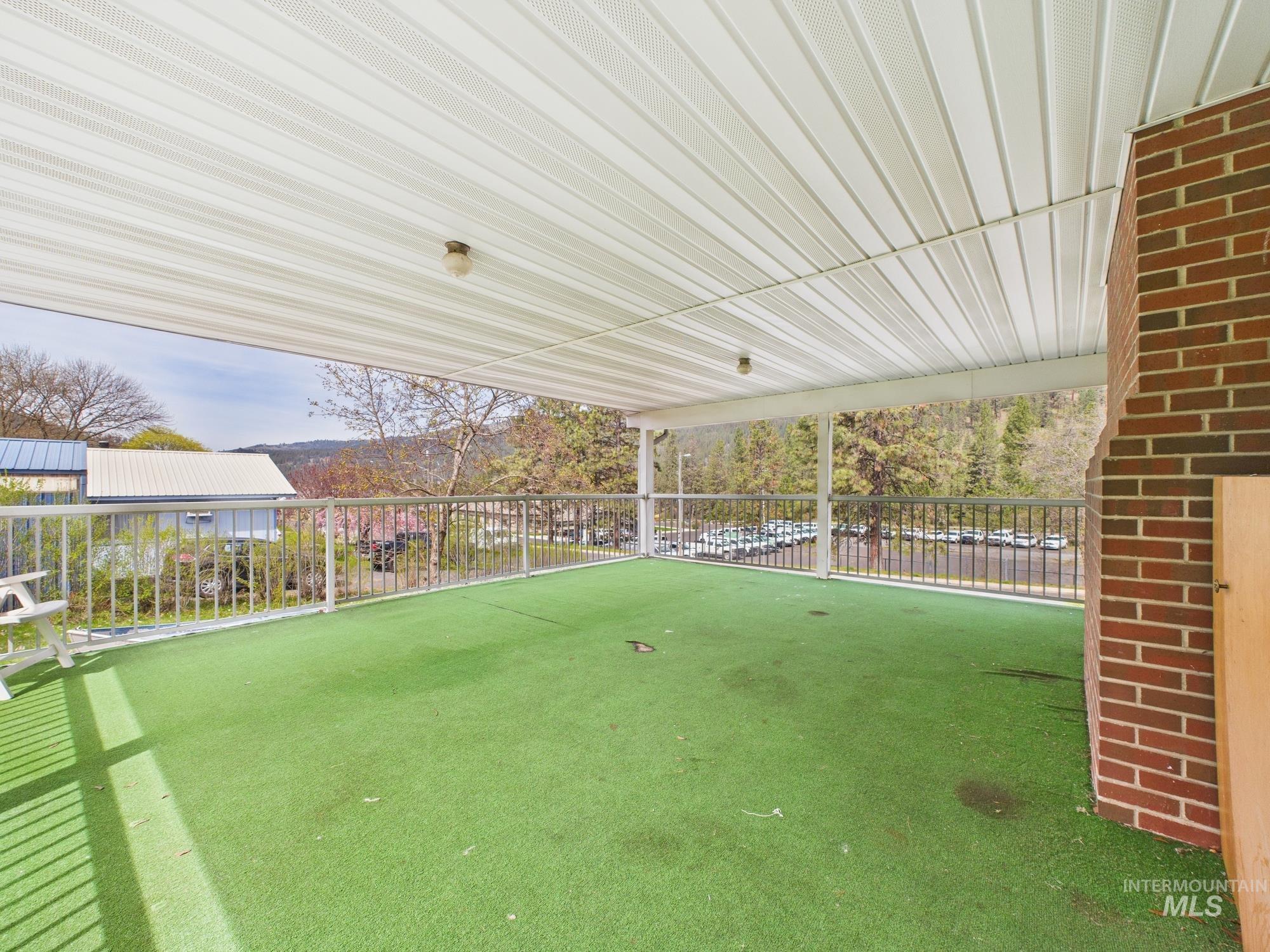 12686 Laqa Ave, Orofino, Idaho 83544, 5 Bedrooms, 2 Bathrooms, Residential For Sale, Price $395,000,MLS 98974208