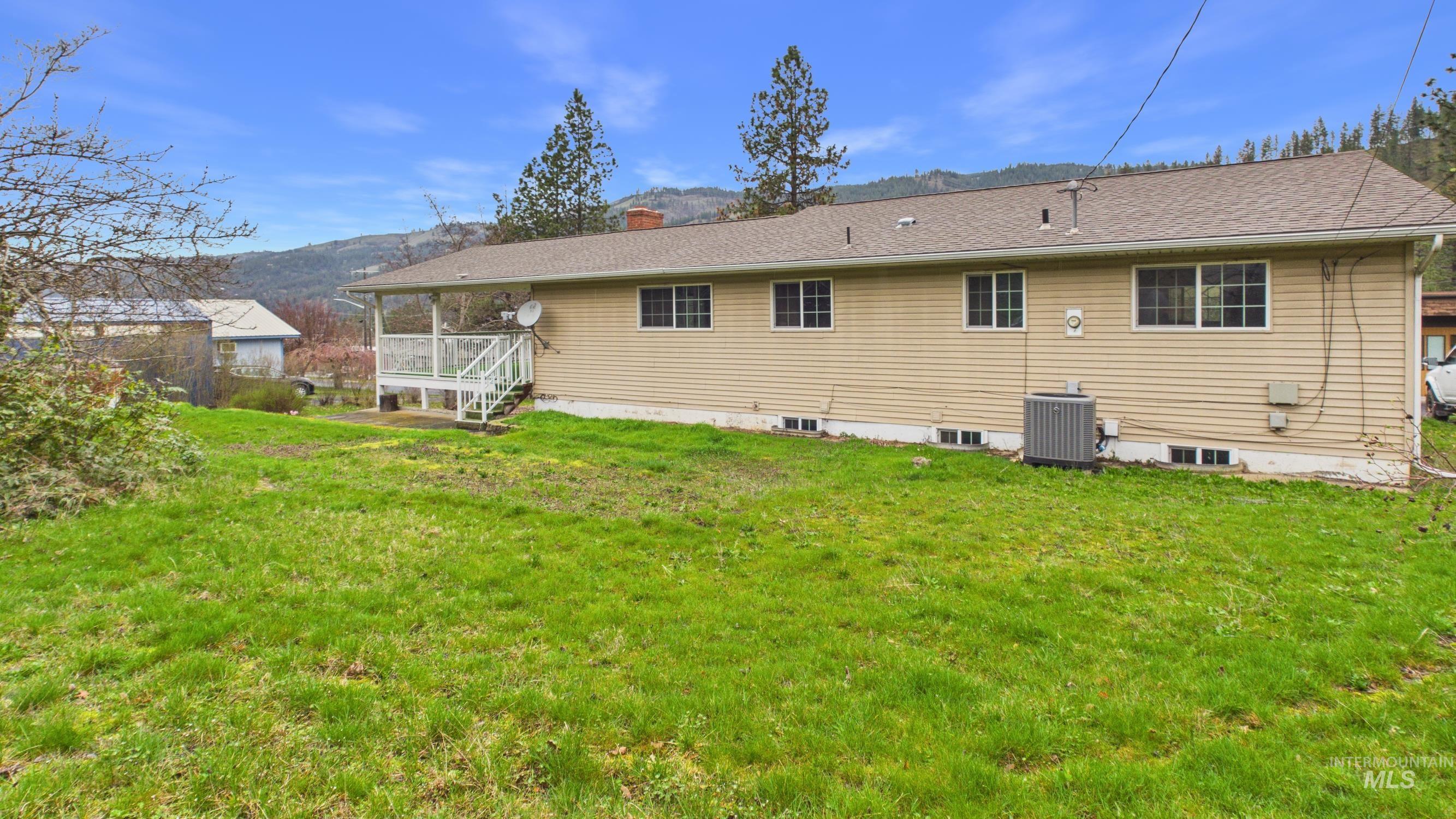 12686 Laqa Ave, Orofino, Idaho 83544, 5 Bedrooms, 2 Bathrooms, Residential For Sale, Price $385,000,MLS 98974208