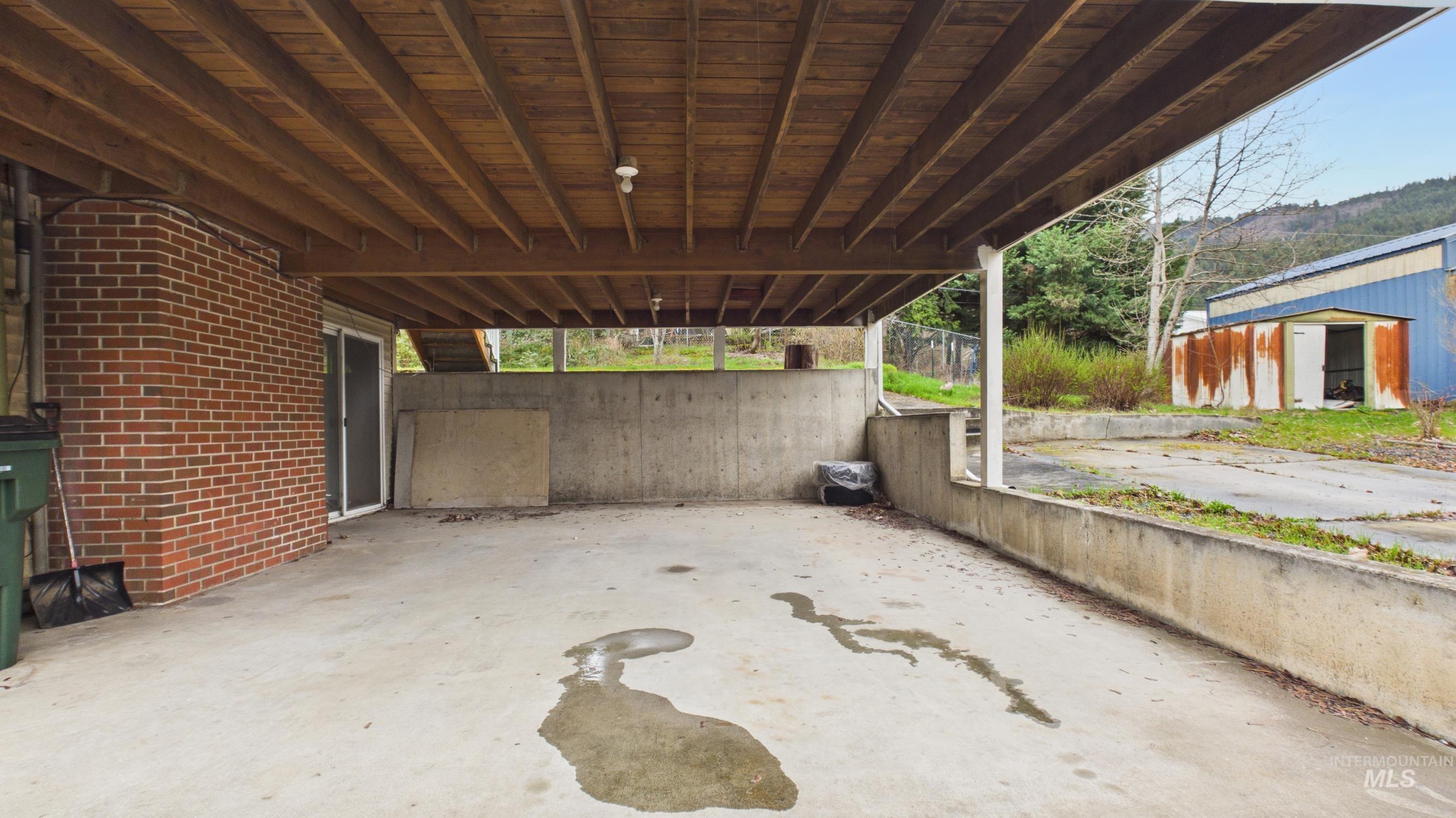 12686 Laqa Ave, Orofino, Idaho 83544, 5 Bedrooms, 2 Bathrooms, Residential For Sale, Price $385,000,MLS 98974208