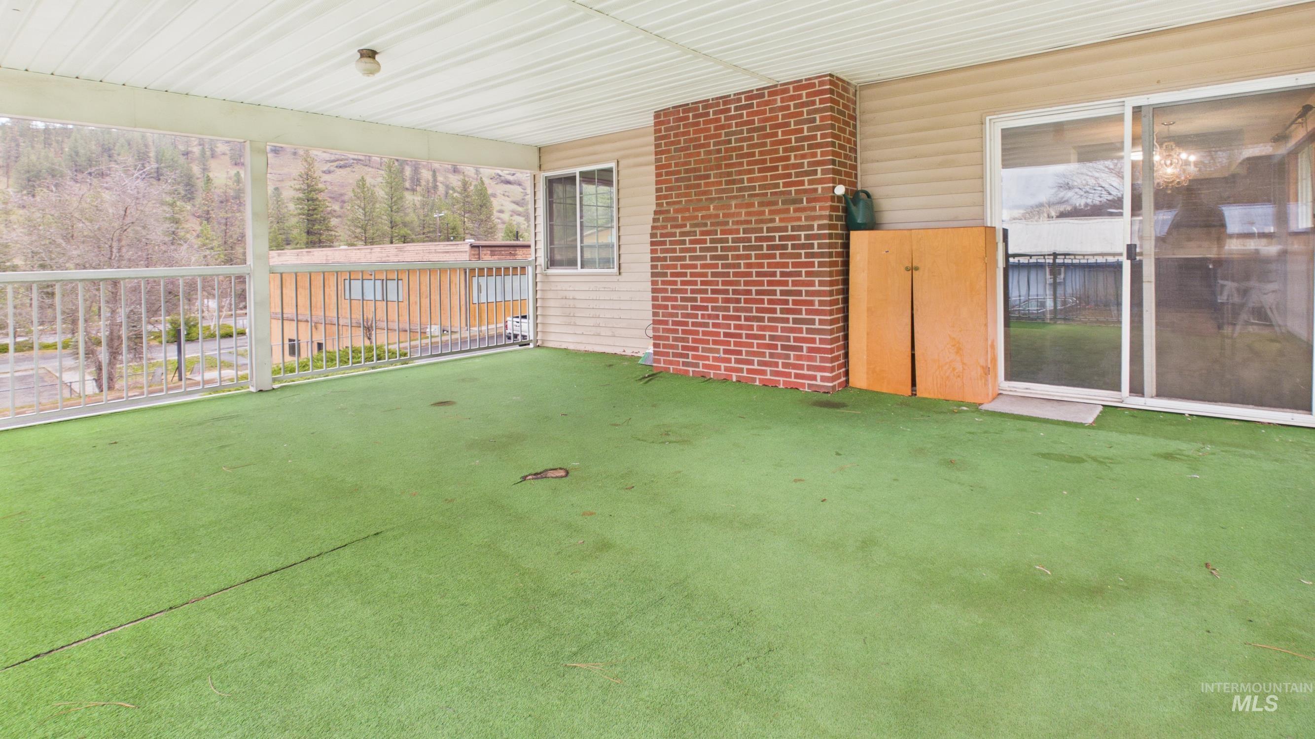 12686 Laqa Ave, Orofino, Idaho 83544, 5 Bedrooms, 2 Bathrooms, Residential For Sale, Price $385,000,MLS 98974208