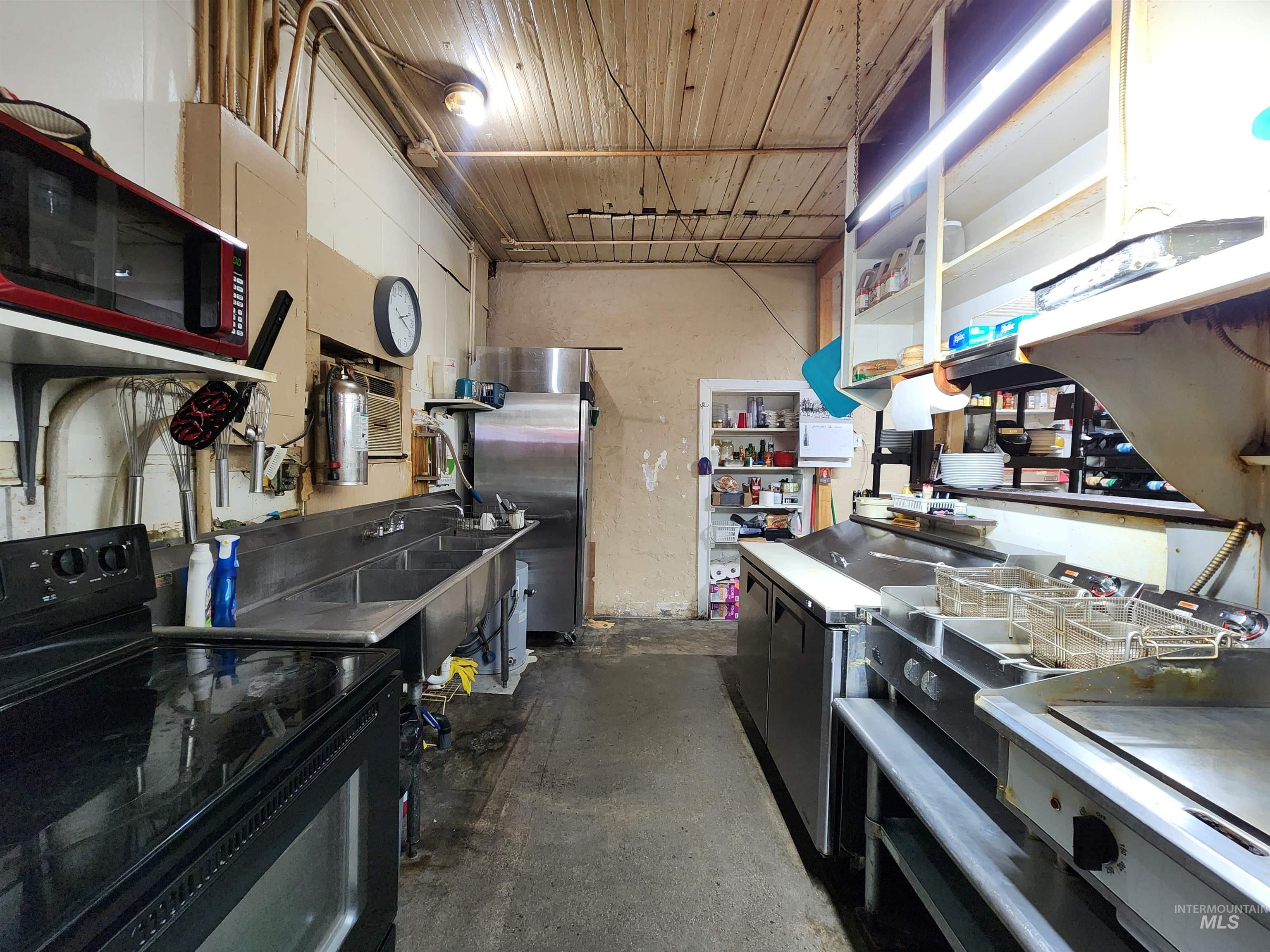 135 E Main St, Oakley, Idaho 83346, Business/Commercial For Sale, Price $450,000,MLS 98974212