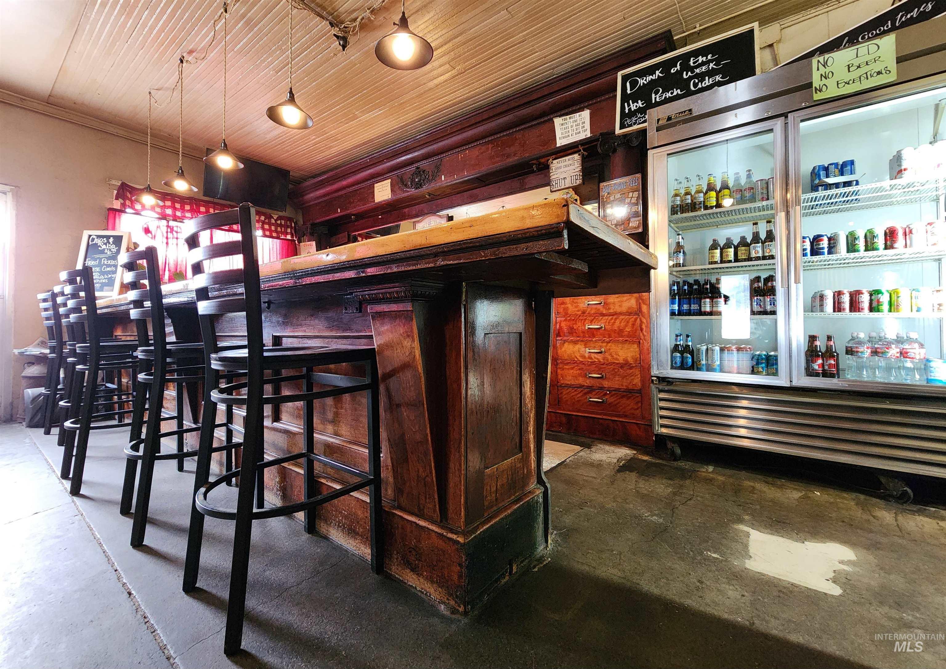 135 E Main St, Oakley, Idaho 83346, Business/Commercial For Sale, Price $450,000,MLS 98974212