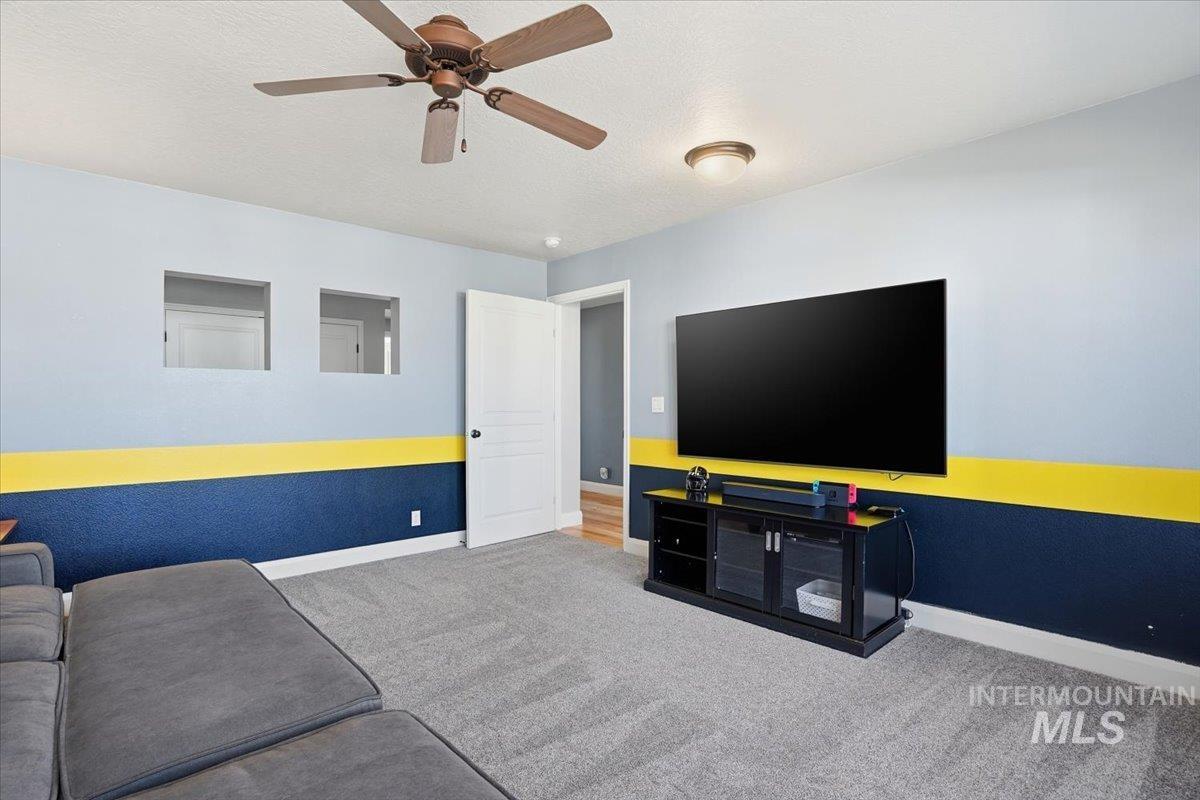 946 W Bacall St., Meridian, Idaho 83646, 5 Bedrooms, 3.5 Bathrooms, Residential For Sale, Price $896,500, 98974214